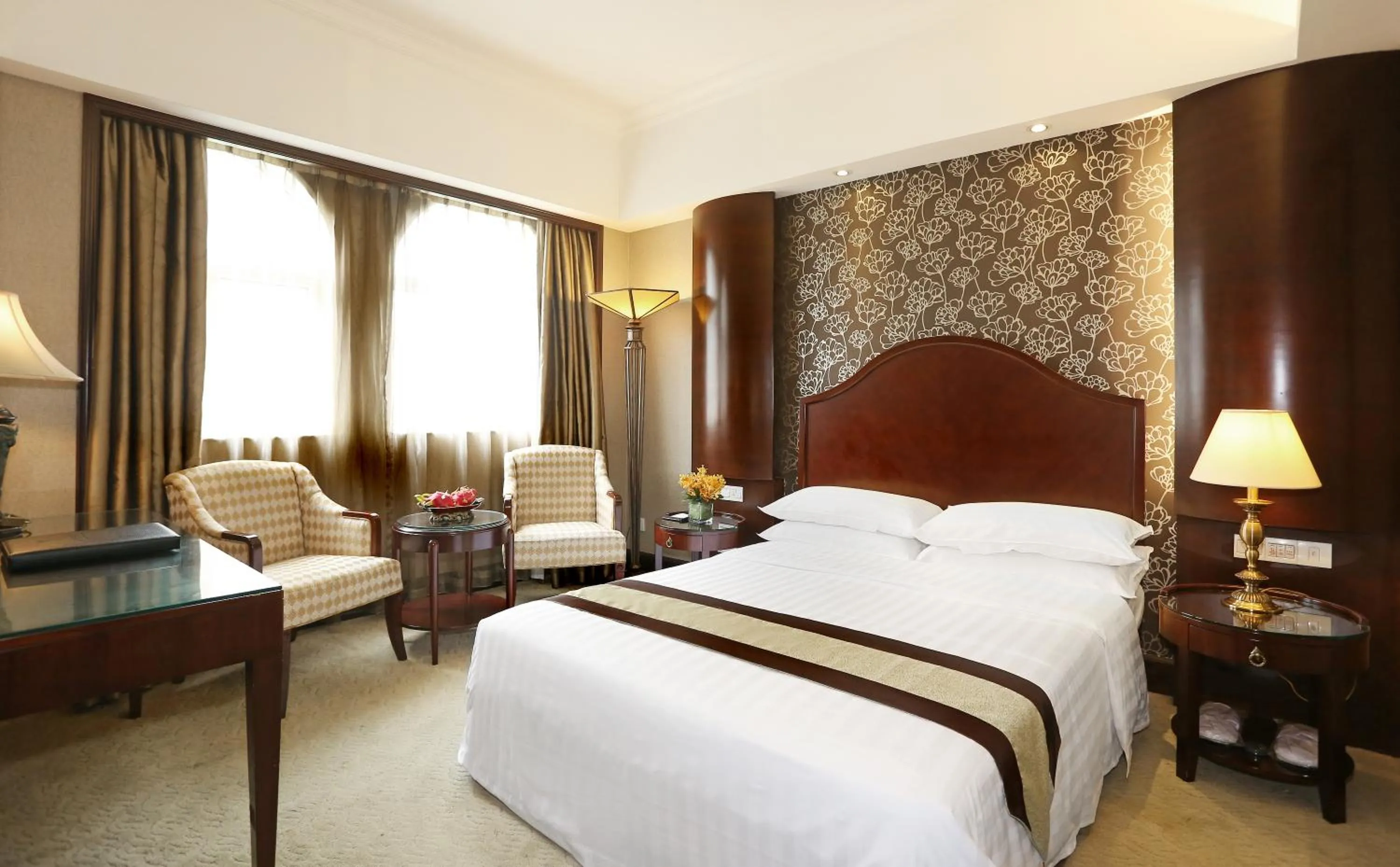 Bed in Grand Palace Hotel - Grand Hotel Management Group