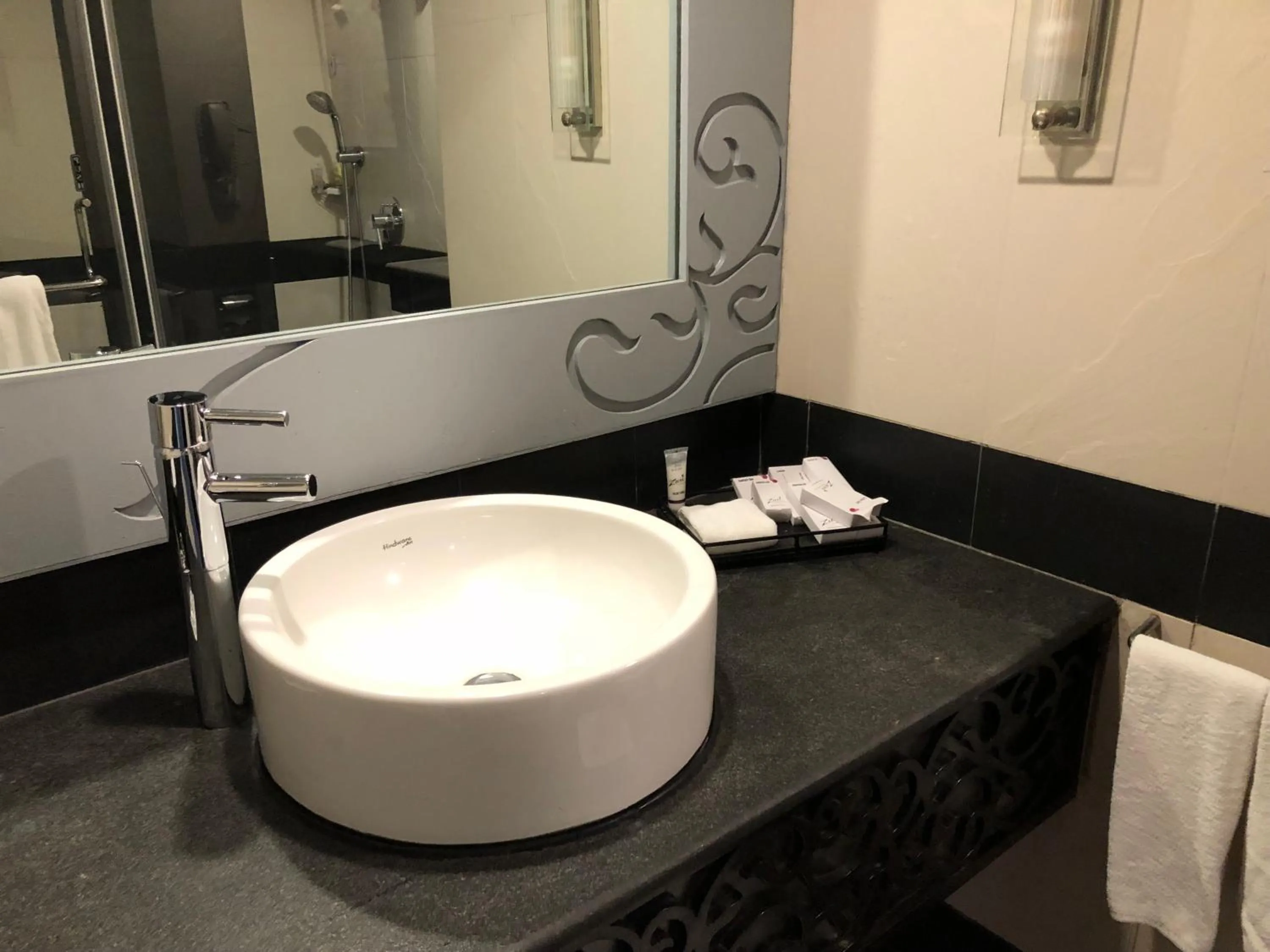 Bathroom in The Zuri White Sands, Goa Resort & Casino