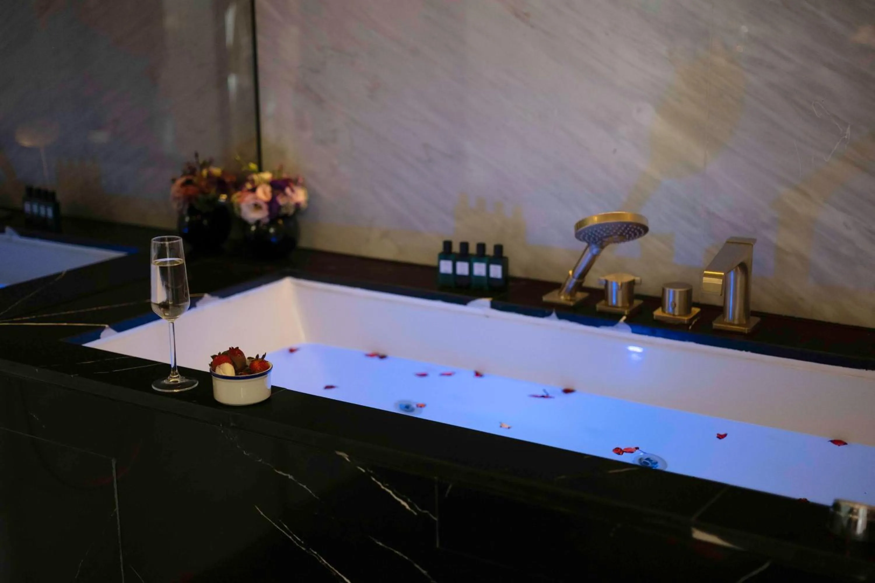 Bathroom in Radisson Collection Hotel, Vadistanbul