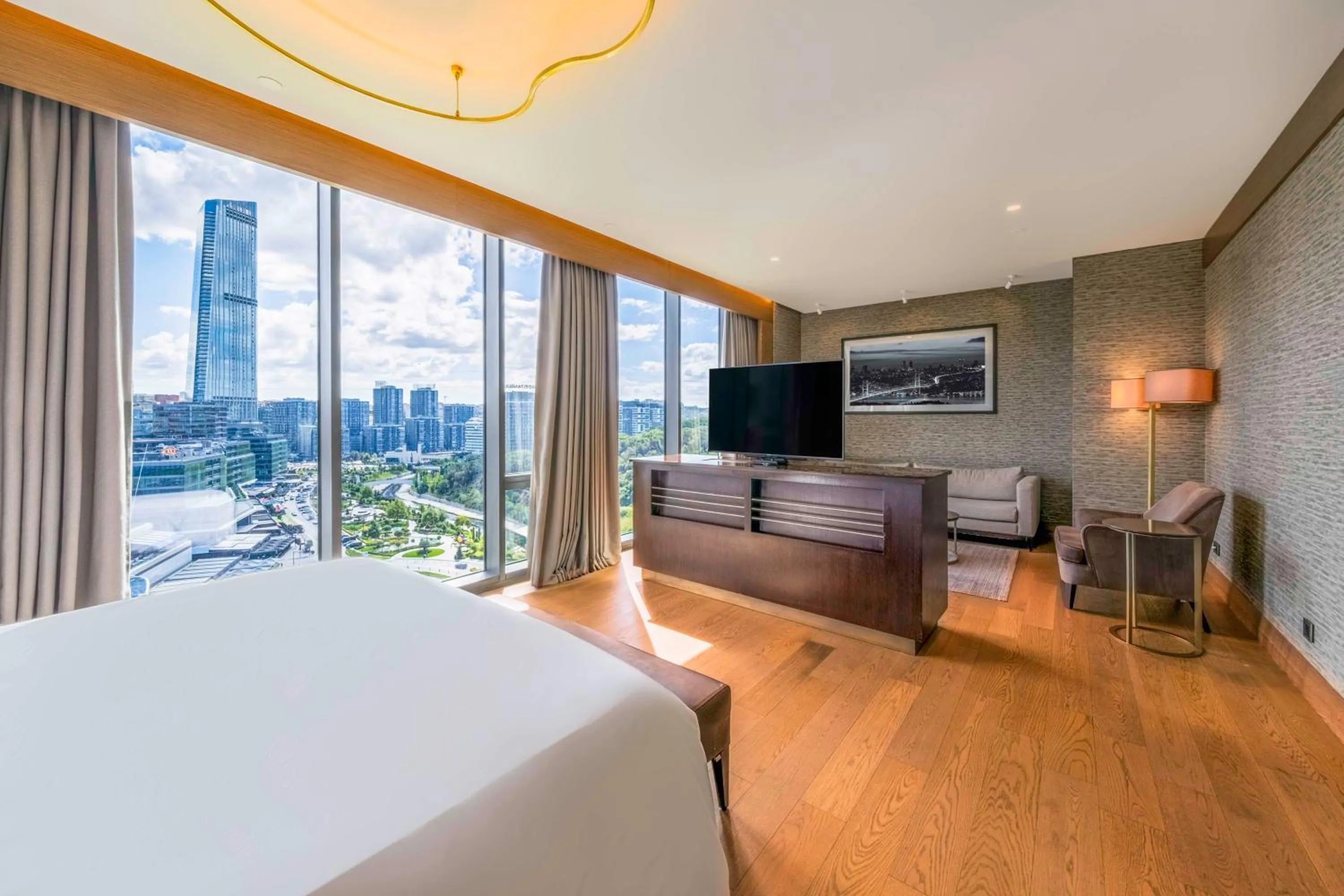 Bedroom, Bed in Radisson Collection Hotel, Vadistanbul