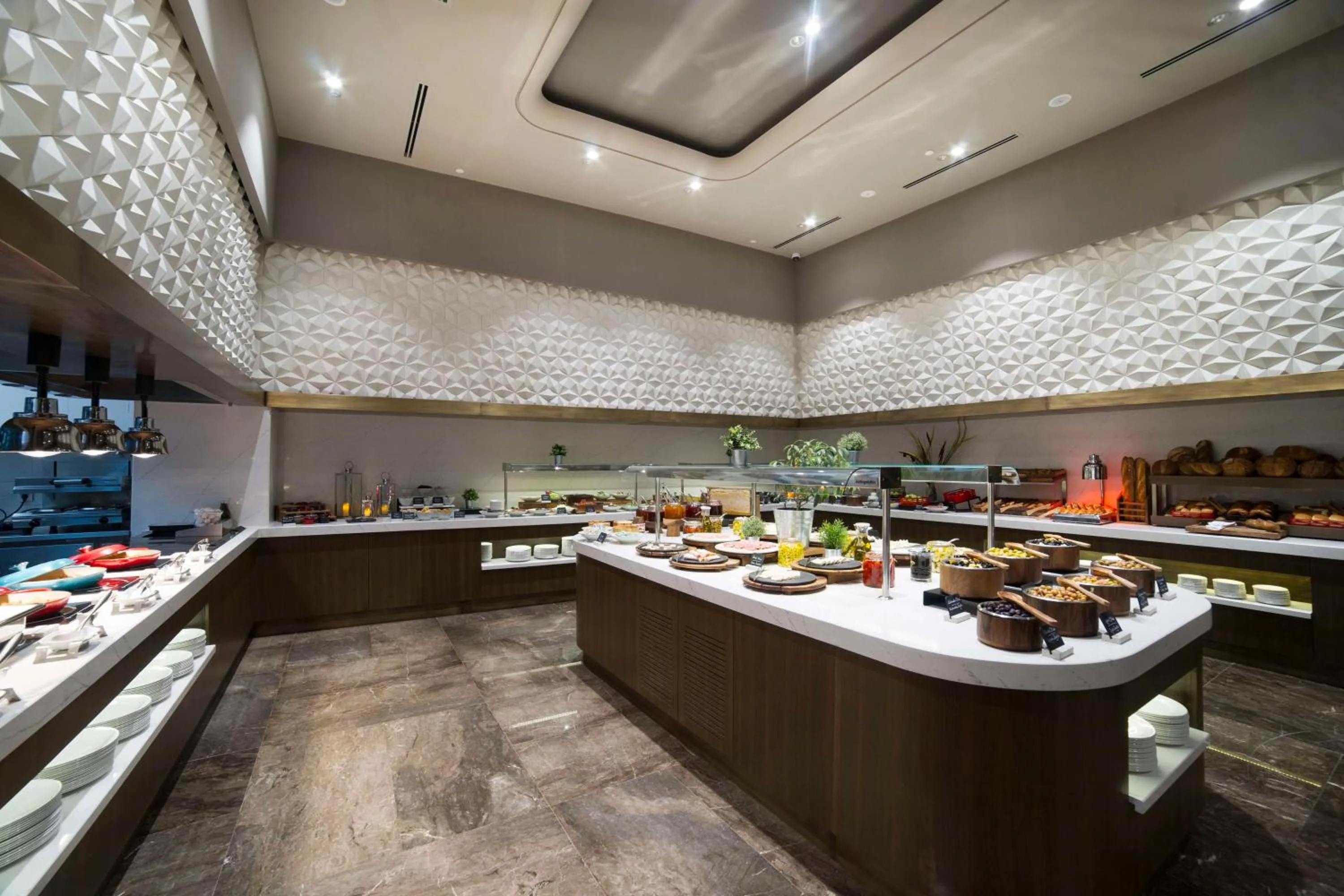 Breakfast in Radisson Collection Hotel, Vadistanbul