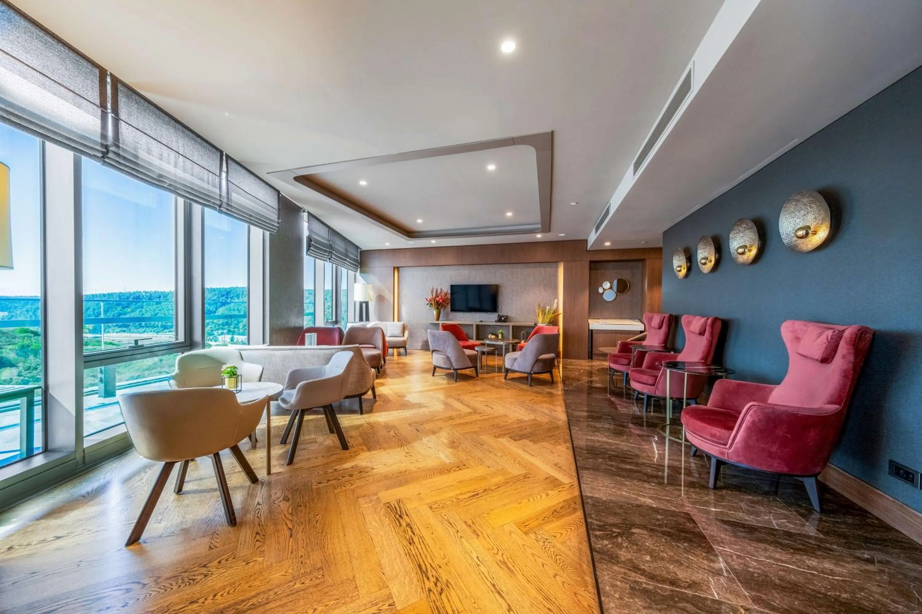 Lounge or bar in Radisson Collection Hotel, Vadistanbul