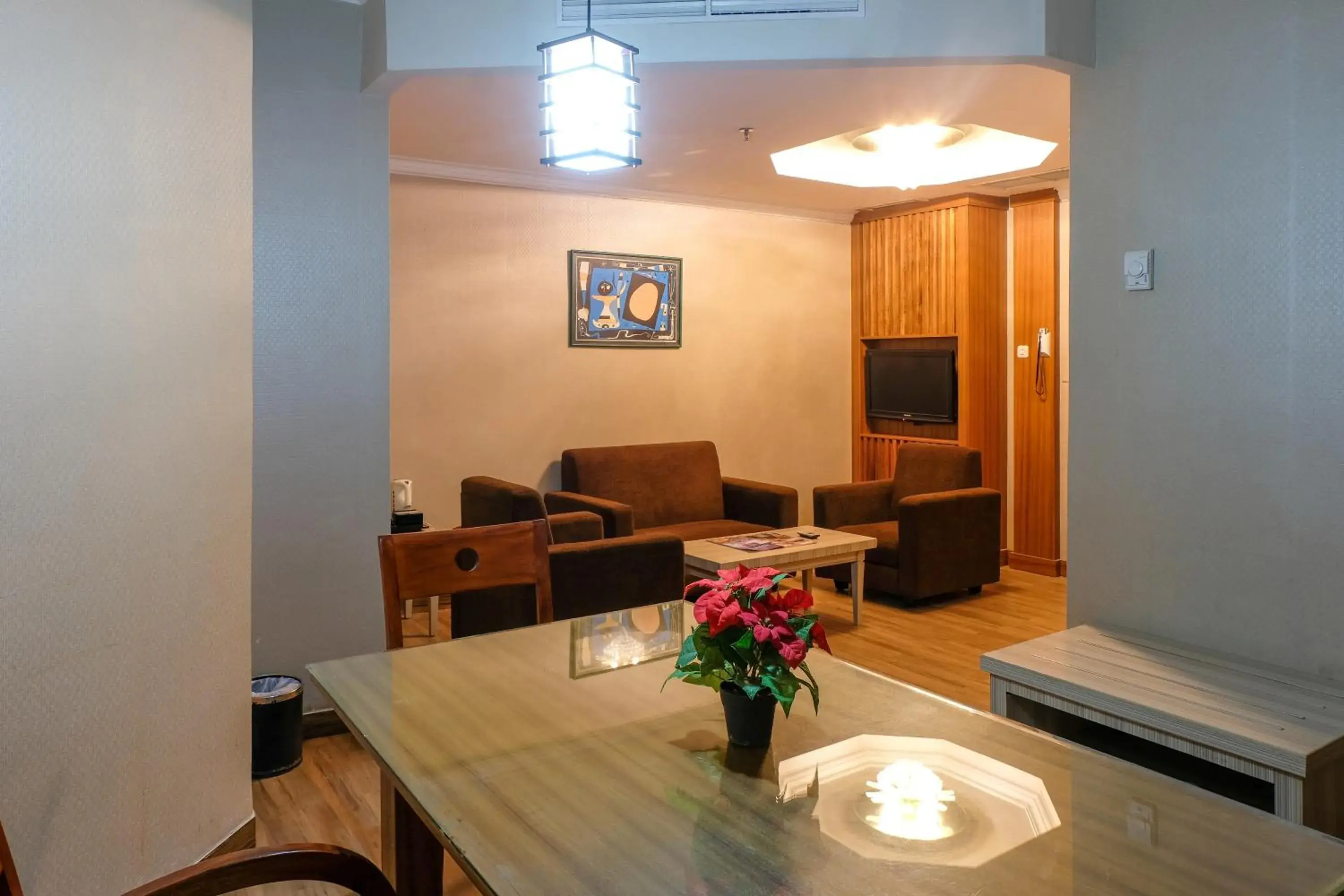 Dining Area in Almadera Hotel