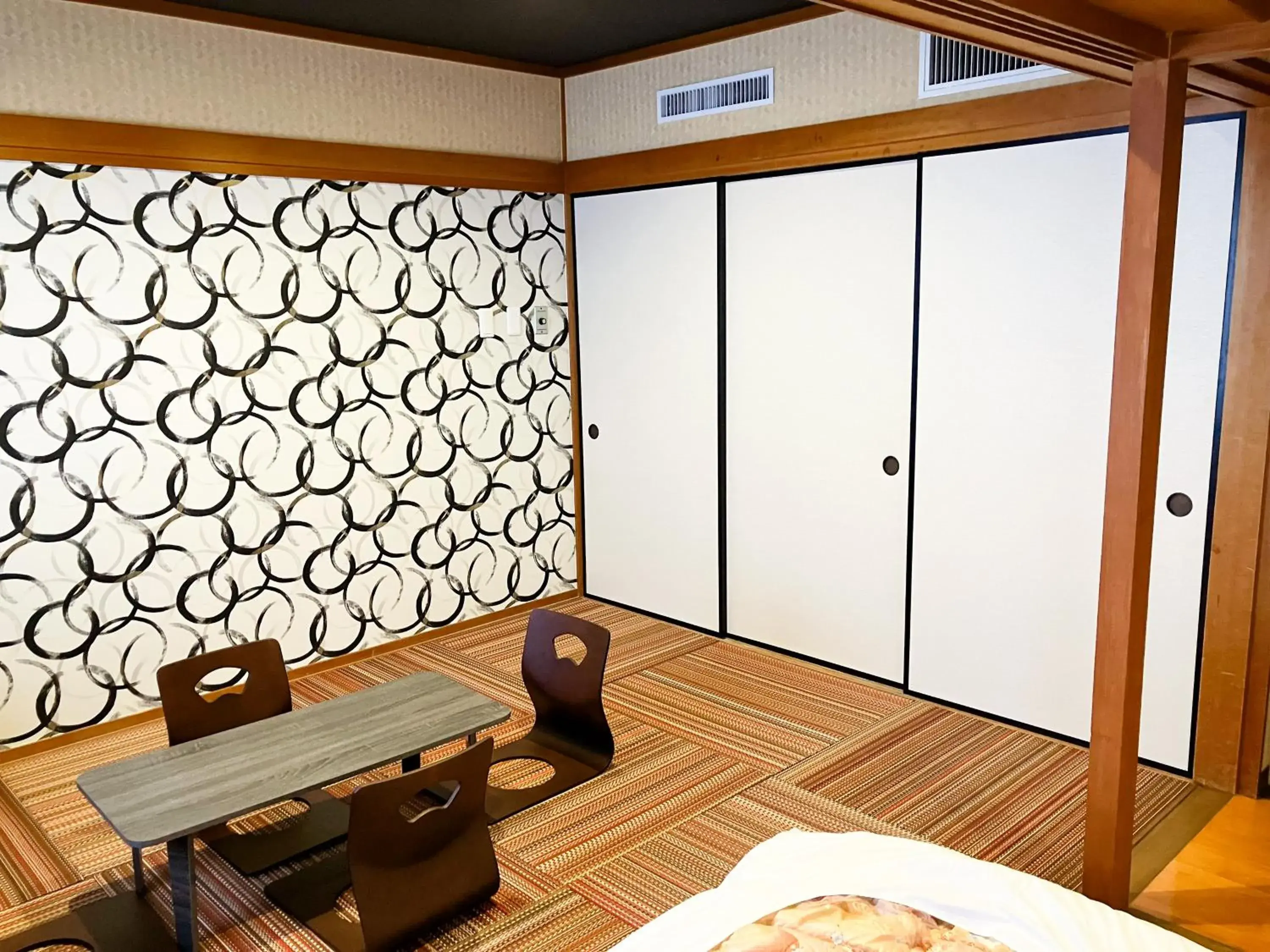 Photo of the whole room in HOTEL LiVEMAX BUDGET Iyo Mishima Photo of the whole room in HOTEL LiVEMAX BUDGET Iyo Mishima