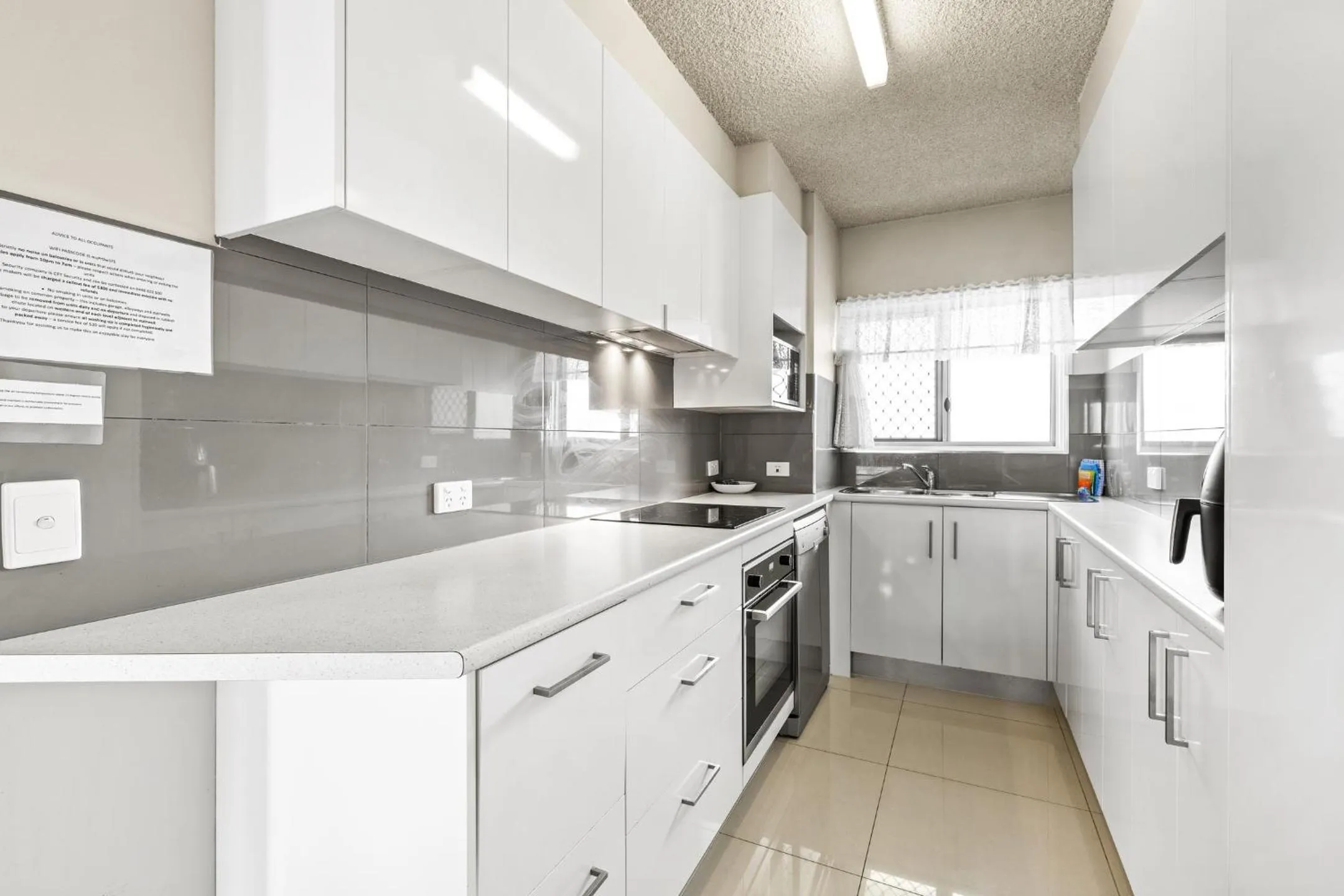 Kitchen or kitchenette in Maroochy Sands Holiday Apartments