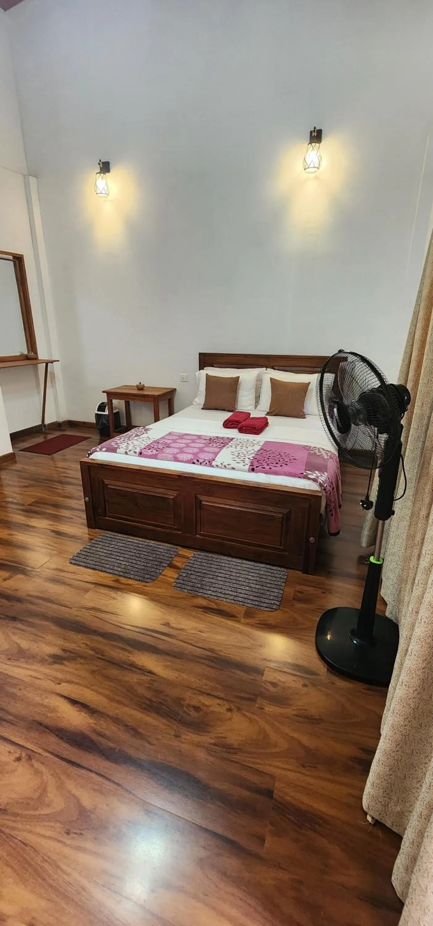 Bed in Poomaz Peace Palace