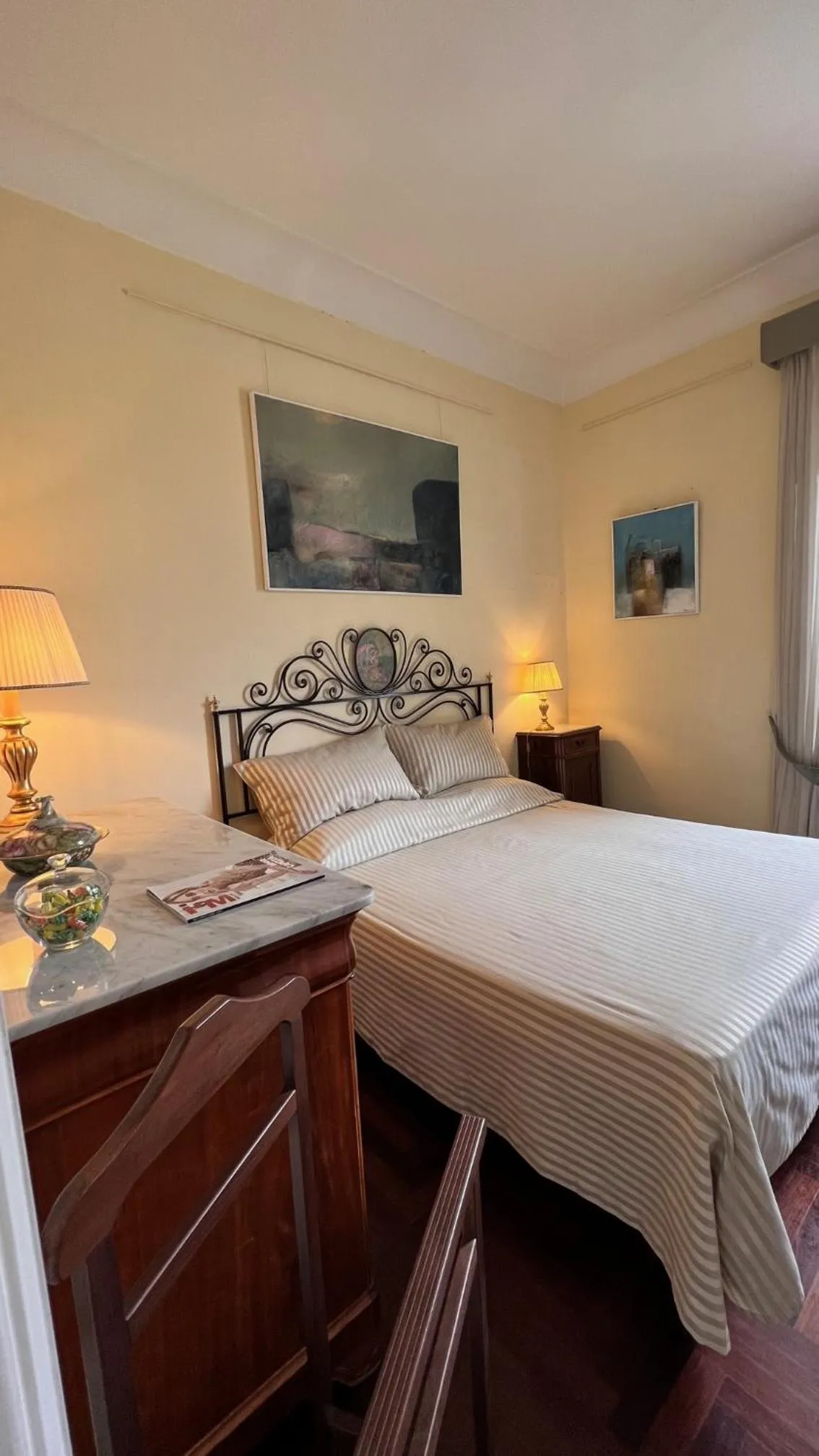 Bedroom, Bed in Calabritto Suite