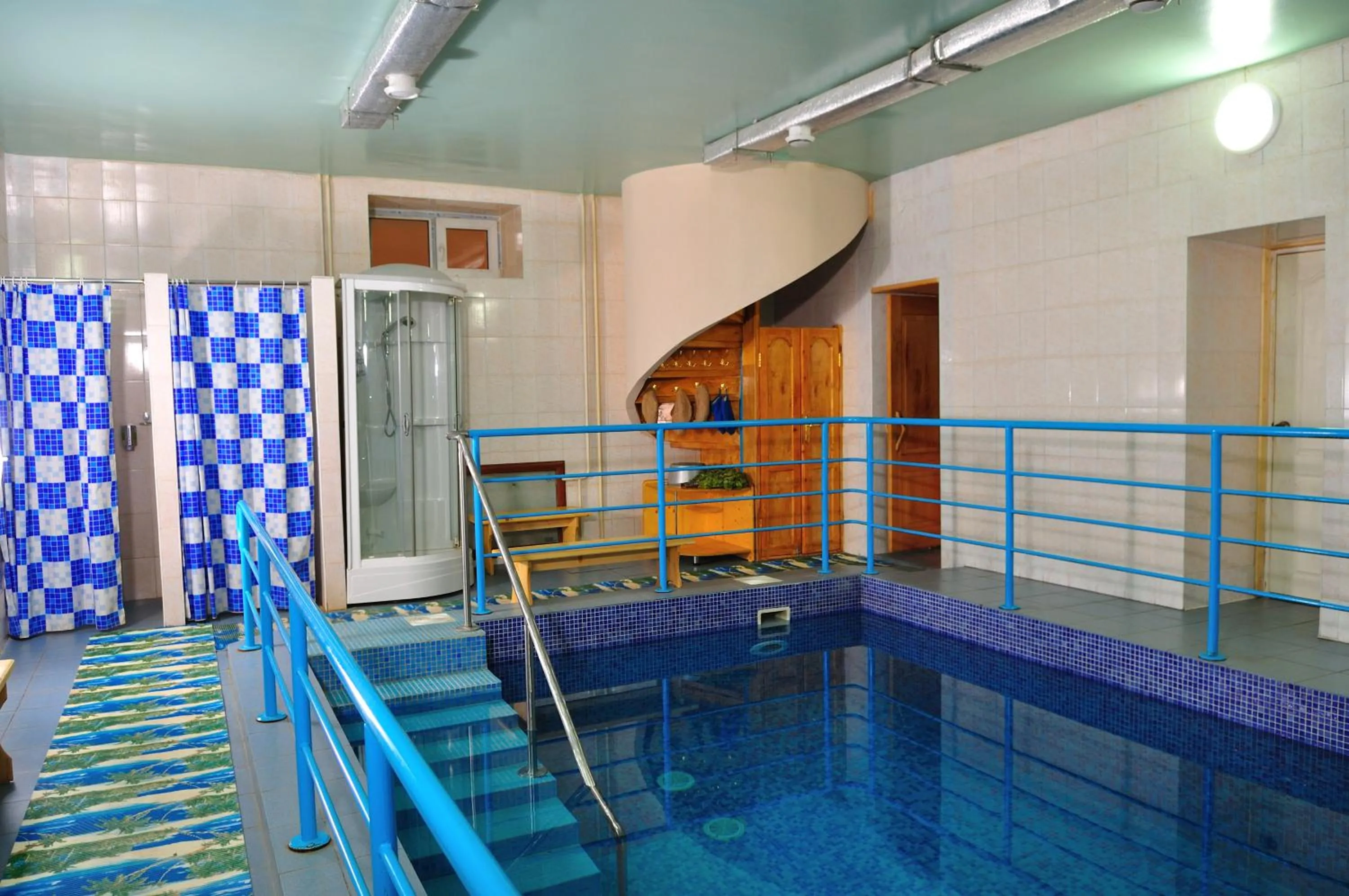 Swimming pool in Altyn Dala Hotel
