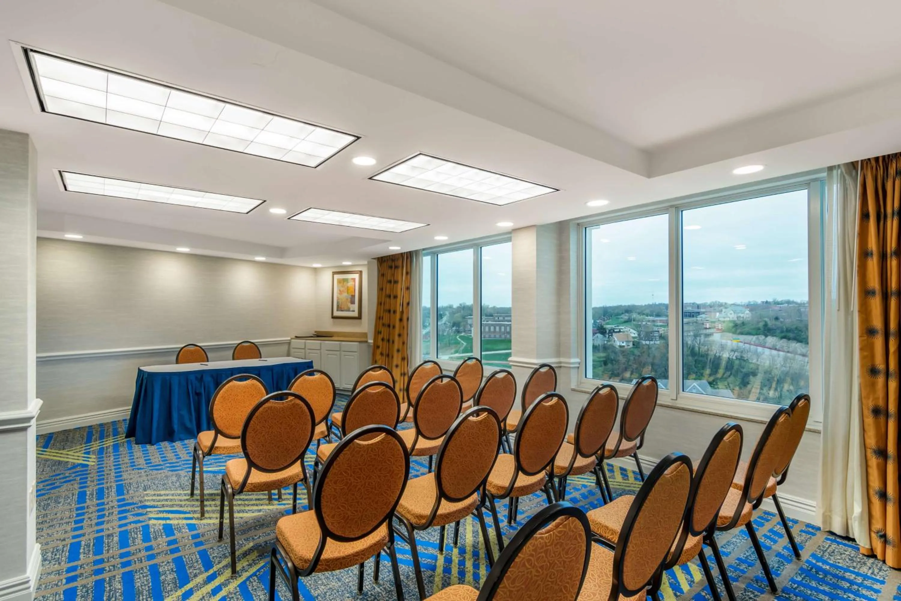 Meeting/conference room in DoubleTree by Hilton Jefferson City