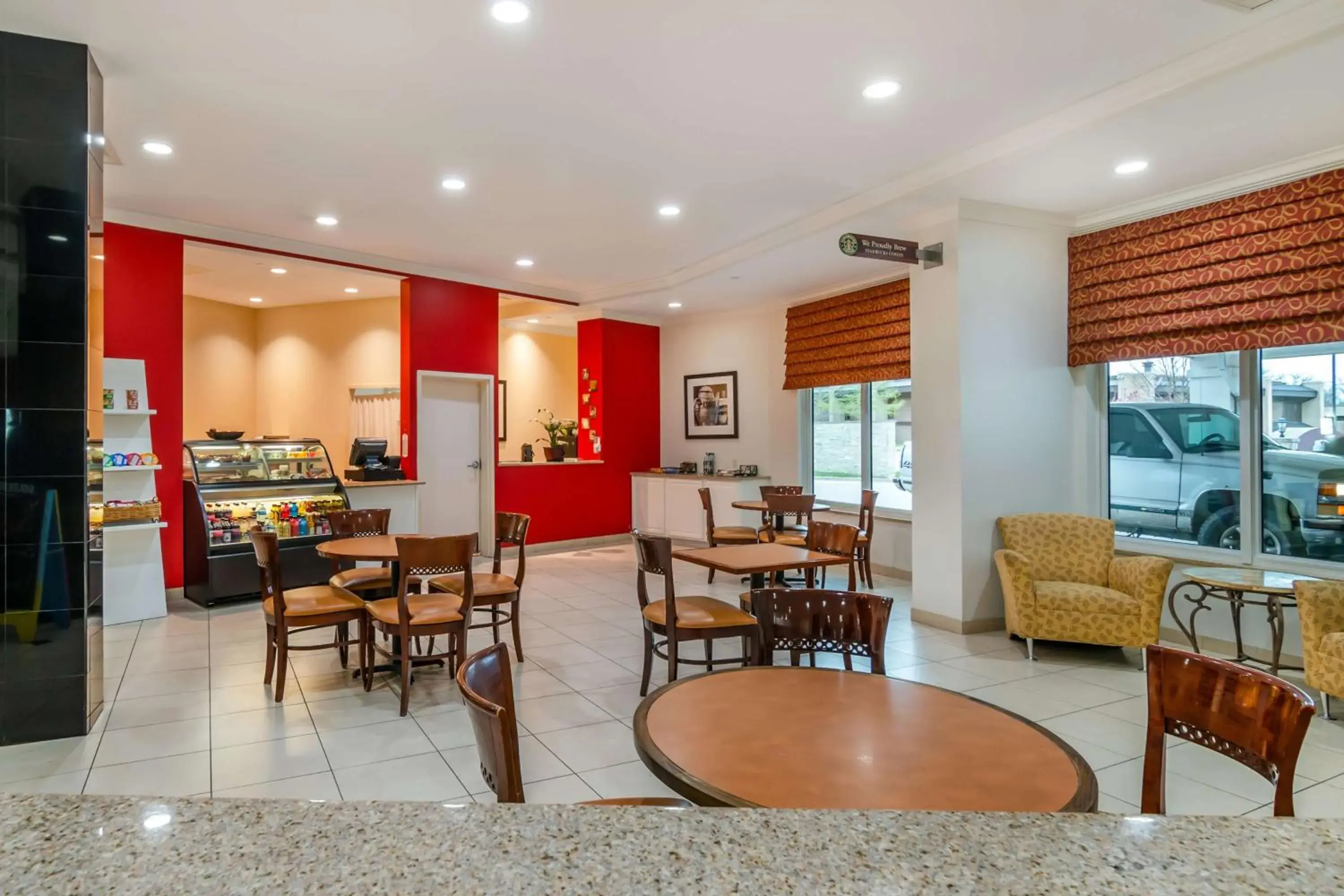 Restaurant/places to eat in DoubleTree by Hilton Jefferson City Restaurant/places to eat in DoubleTree by Hilton Jefferson City