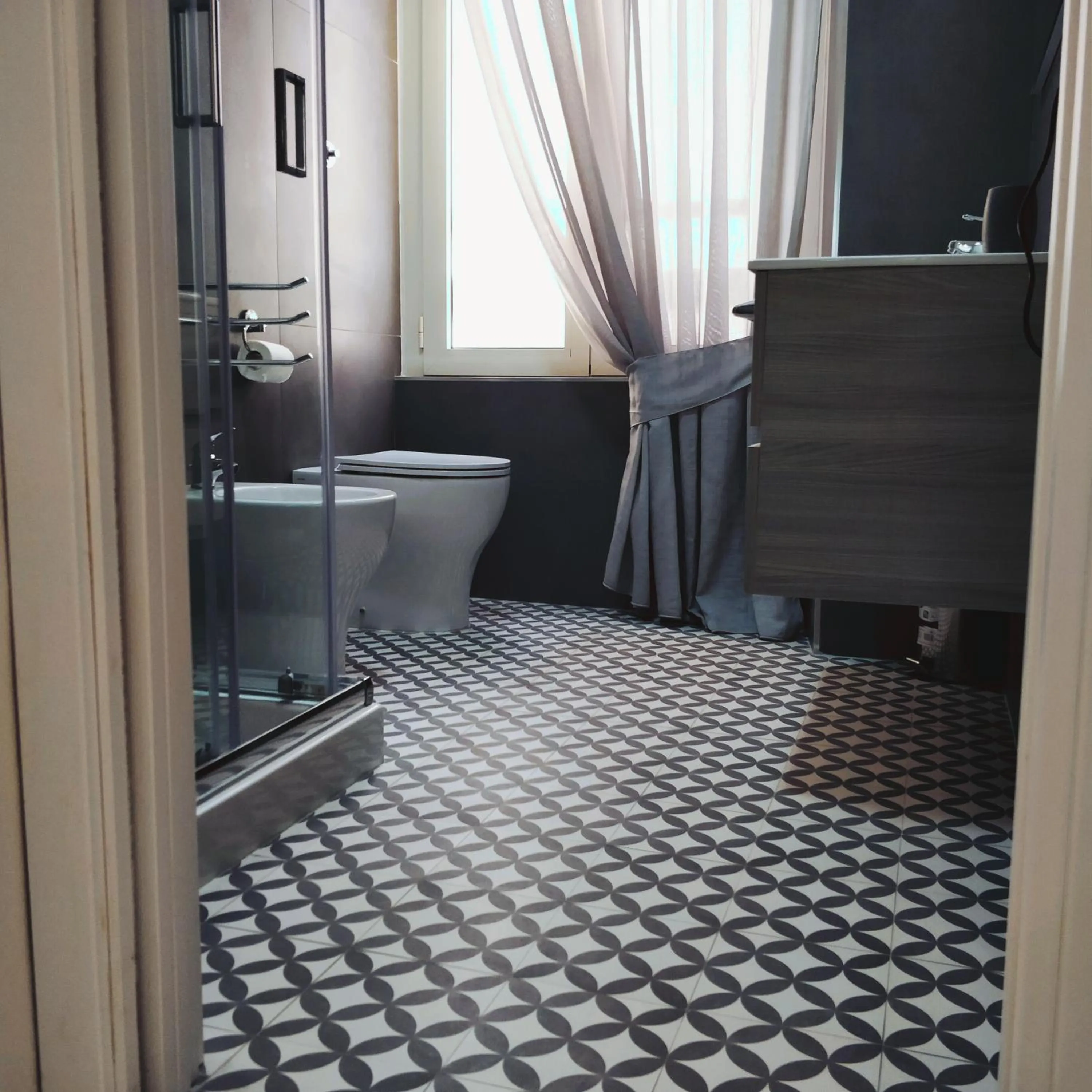 Bathroom in La Chambre