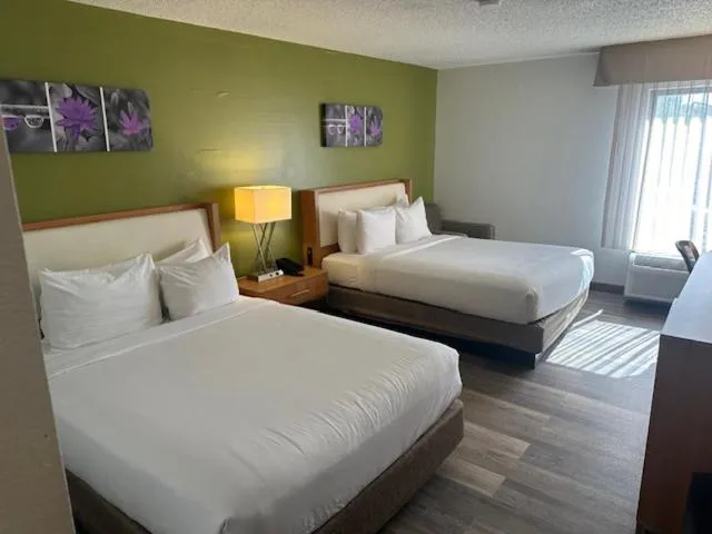 Bed in Sleep Inn & Suites Memphis Southeast