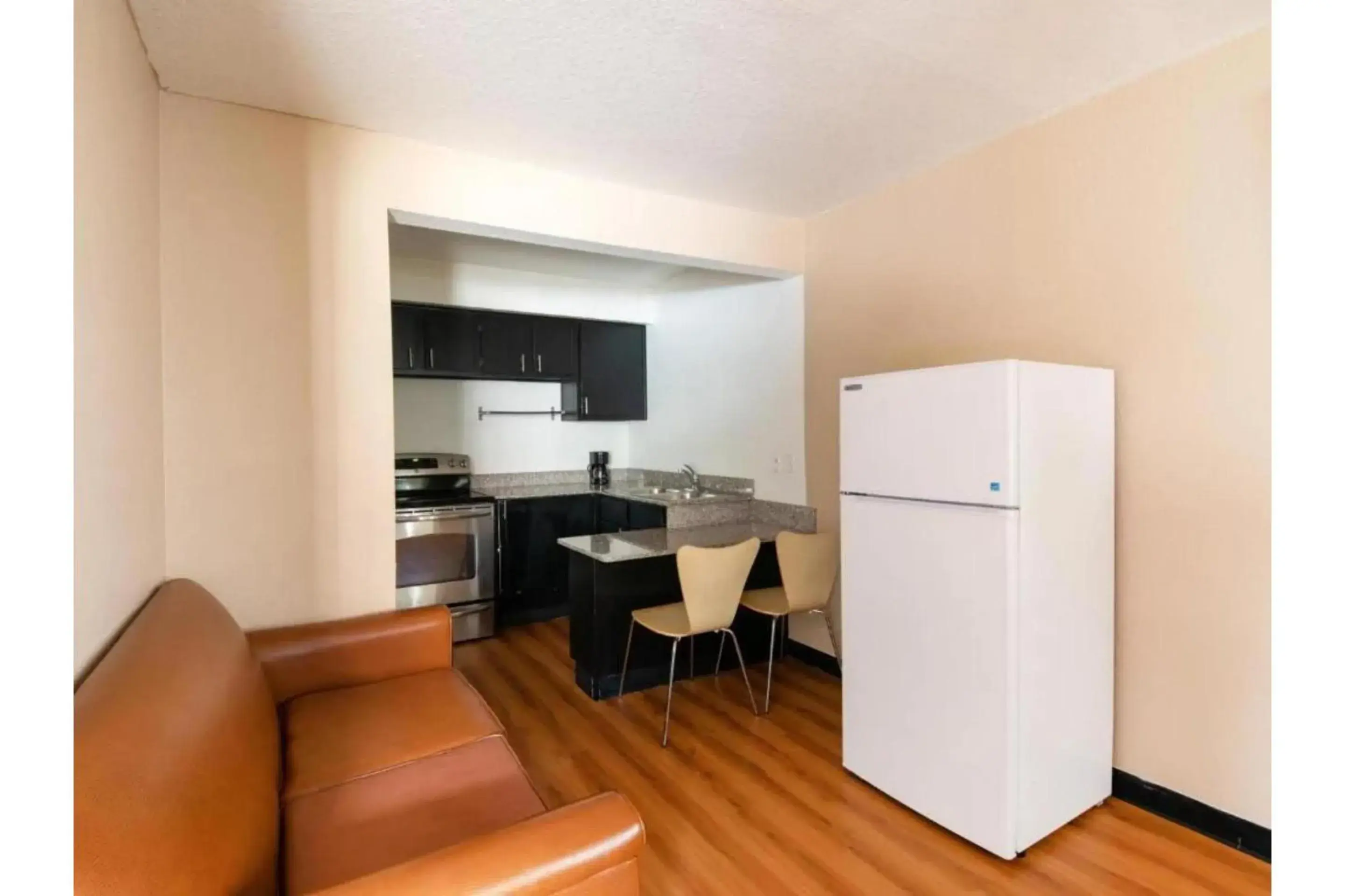 Premium 2 Queen Bed with Kitchenette in OYO Hotel Irving DFW Airport North Premium 2 Queen Bed with Kitchenette in OYO Hotel Irving DFW Airport North