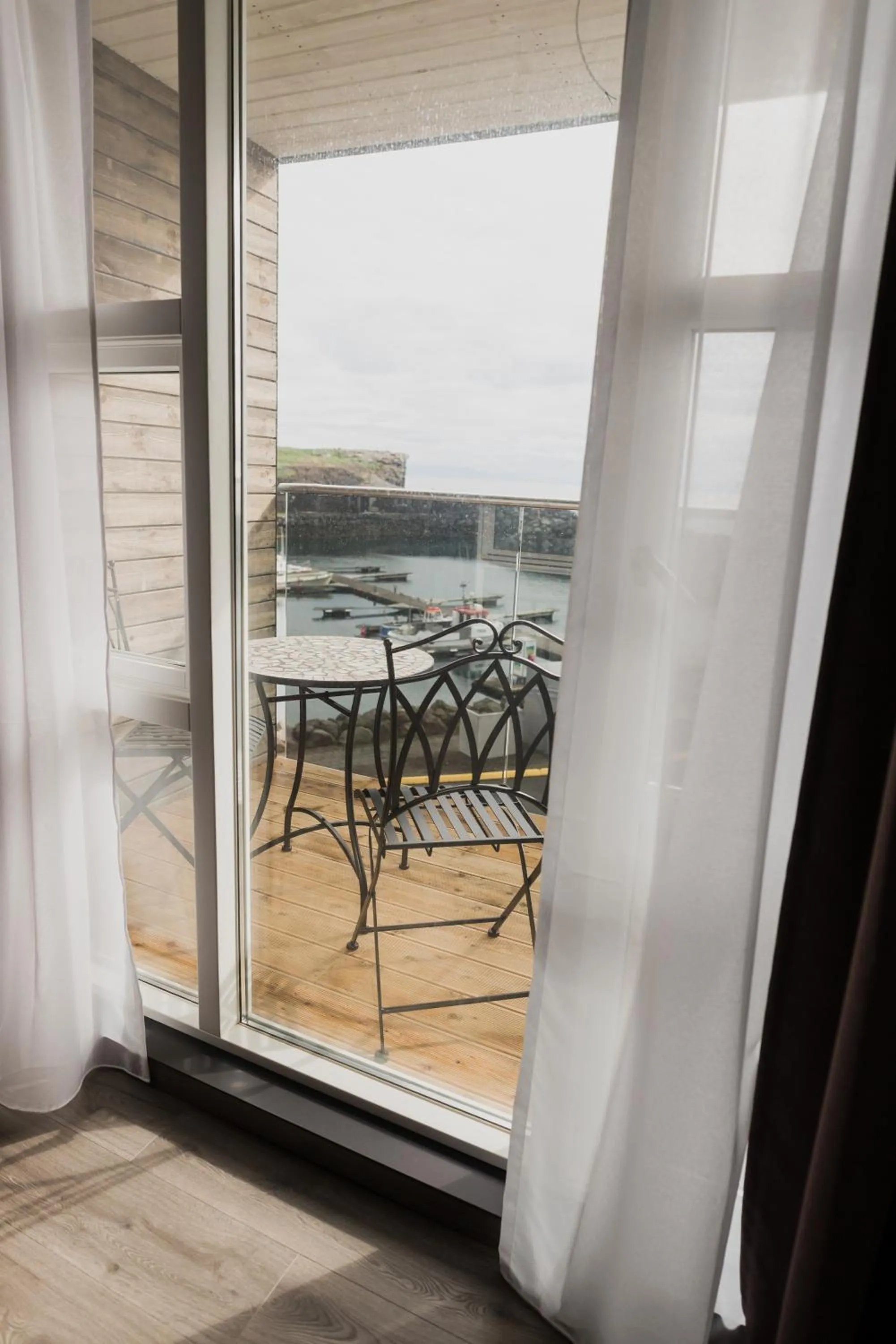 Balcony/Terrace in Hotel Duus by Keflavik Airport