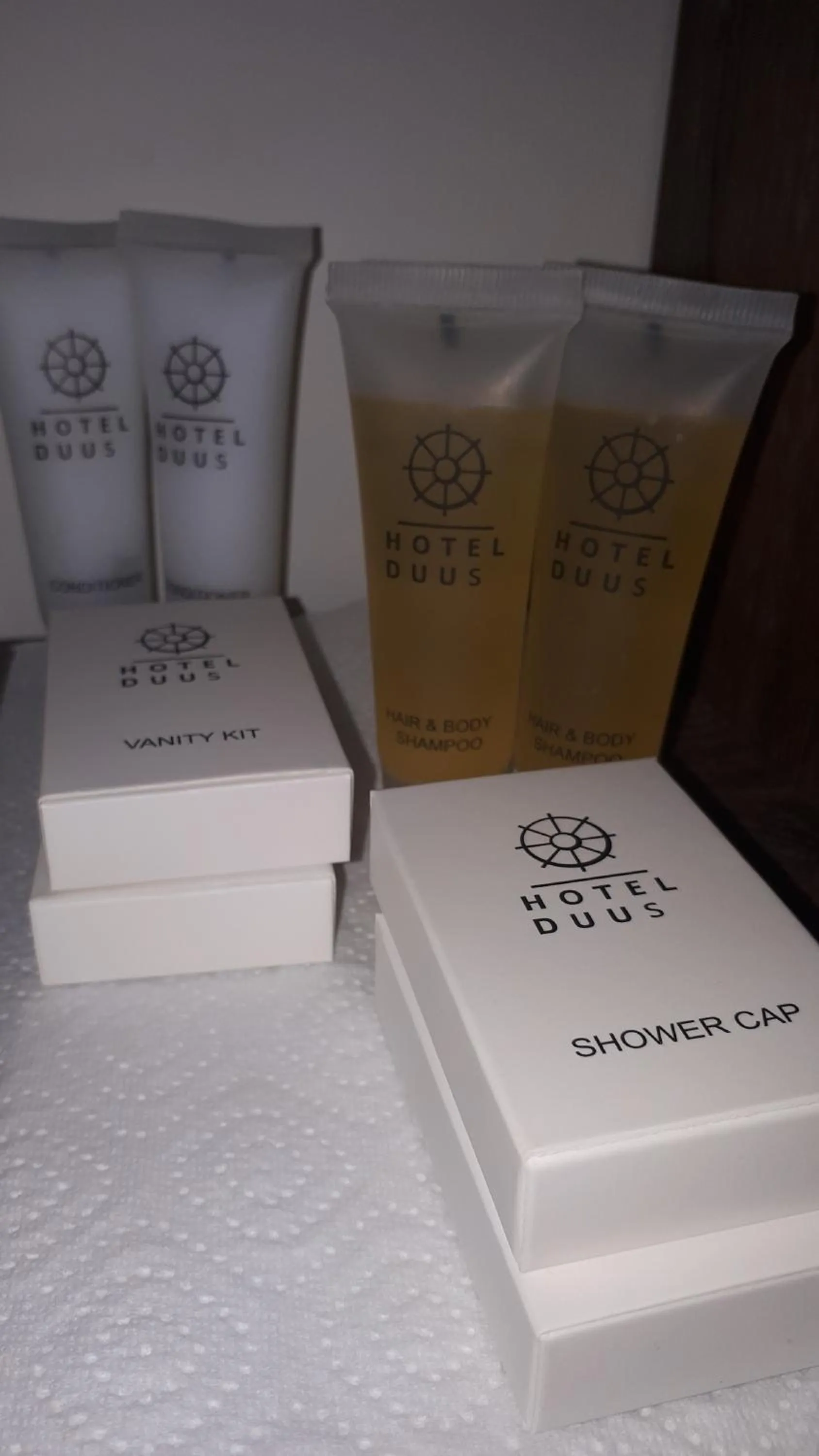 Toilet in Hotel Duus by Keflavik Airport