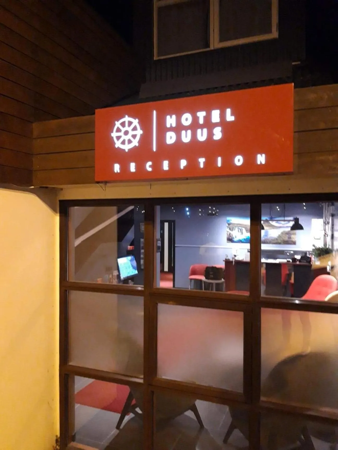 Facade/entrance in Hotel Duus by Keflavik Airport