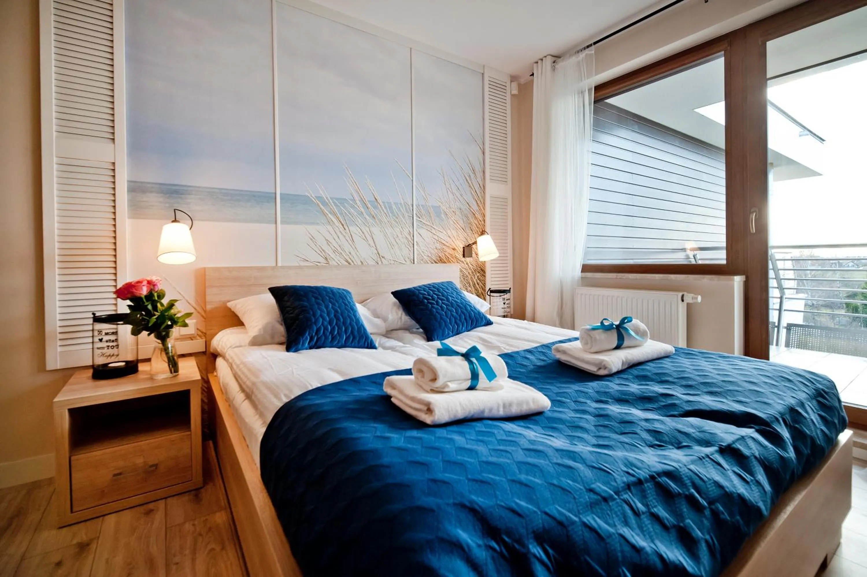 One-Bedroom Apartment with Balcony - A39 in BlueApart Apartamenty Na Klifie