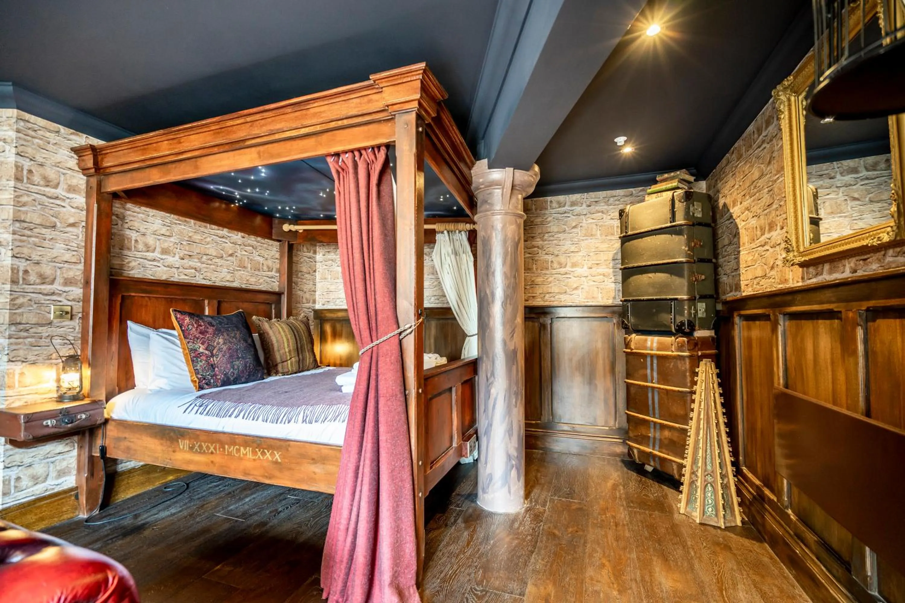 Bed in The Enchantment Chamber