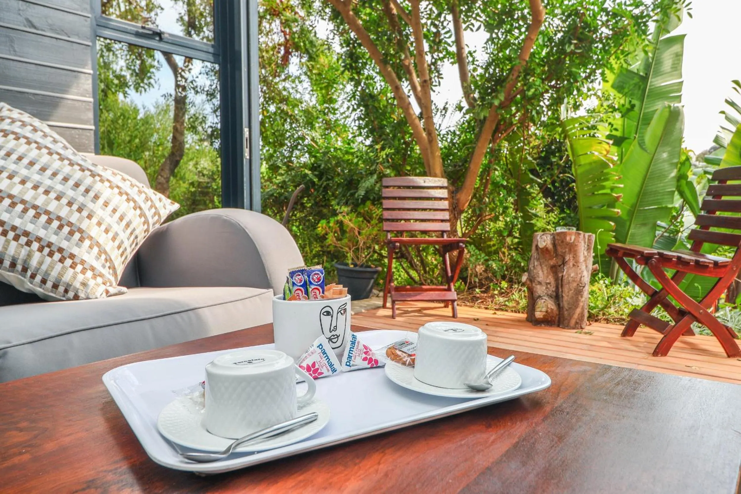 Coffee/tea facilities in Glenview Heads Apartments