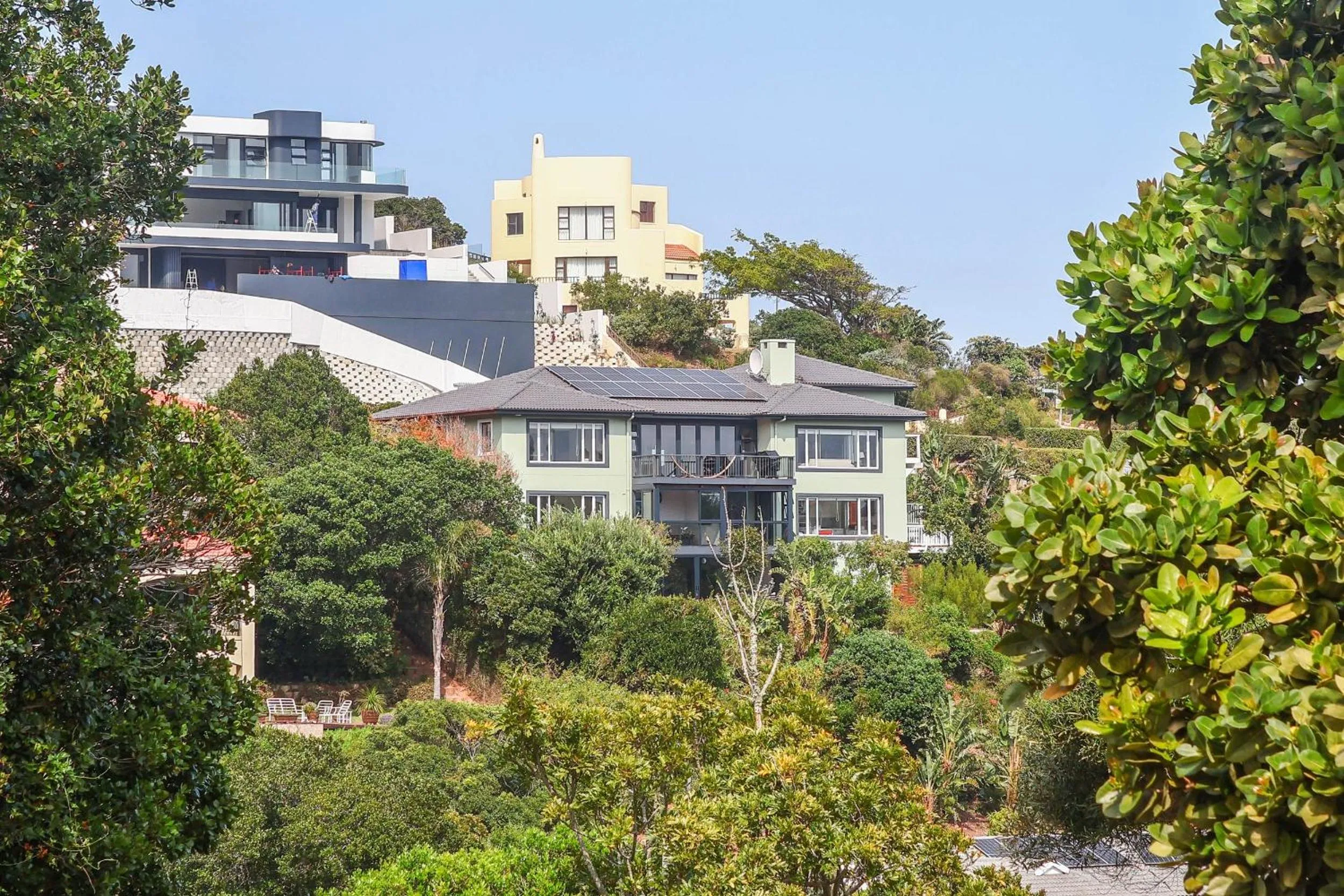 Property building in Glenview Heads Apartments