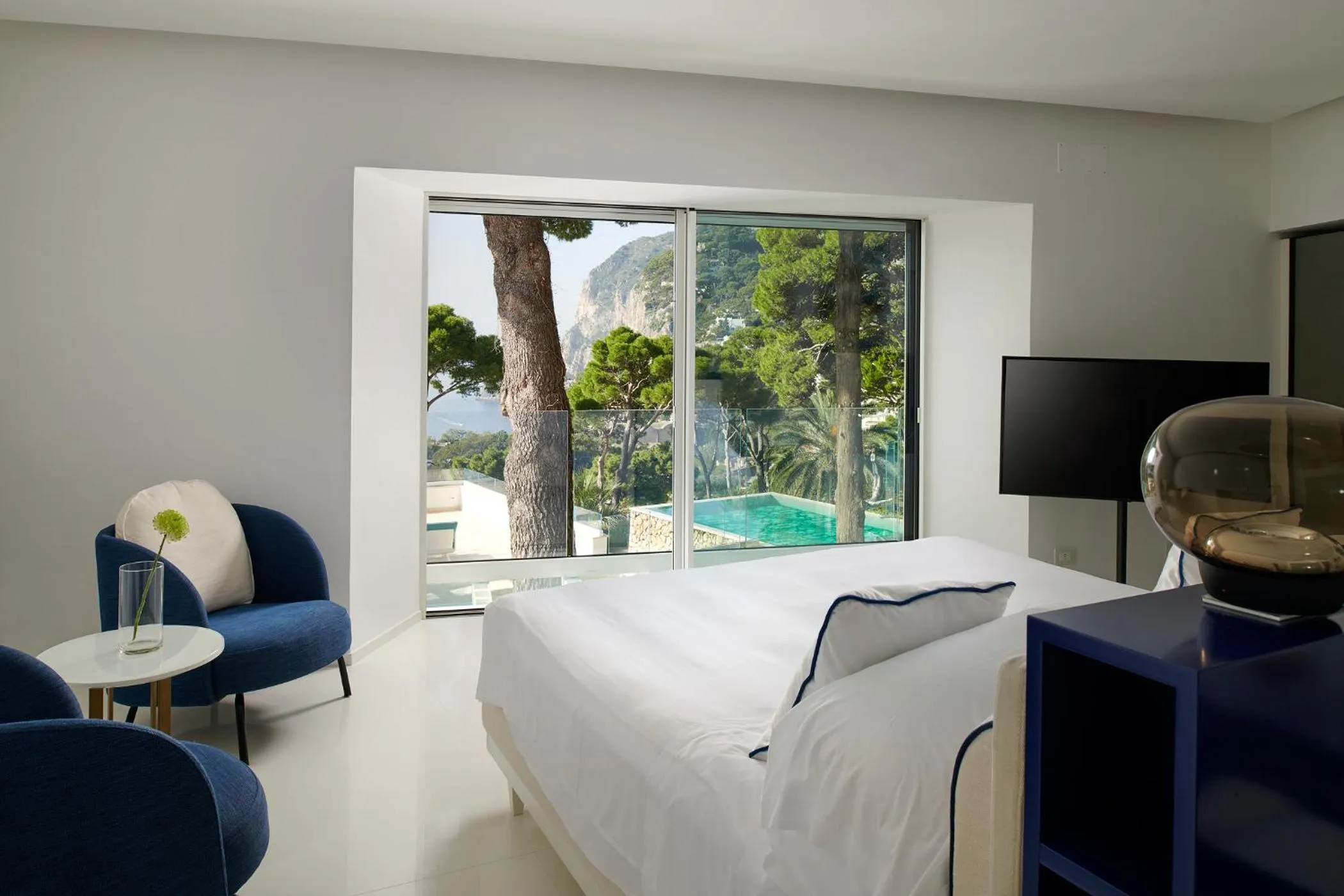 Bed in Hotel Scalinatella