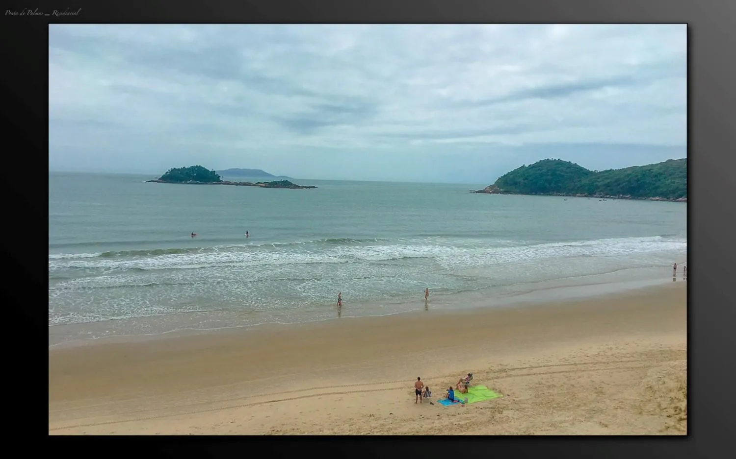 Property building in Cobertura Praia de Palmas