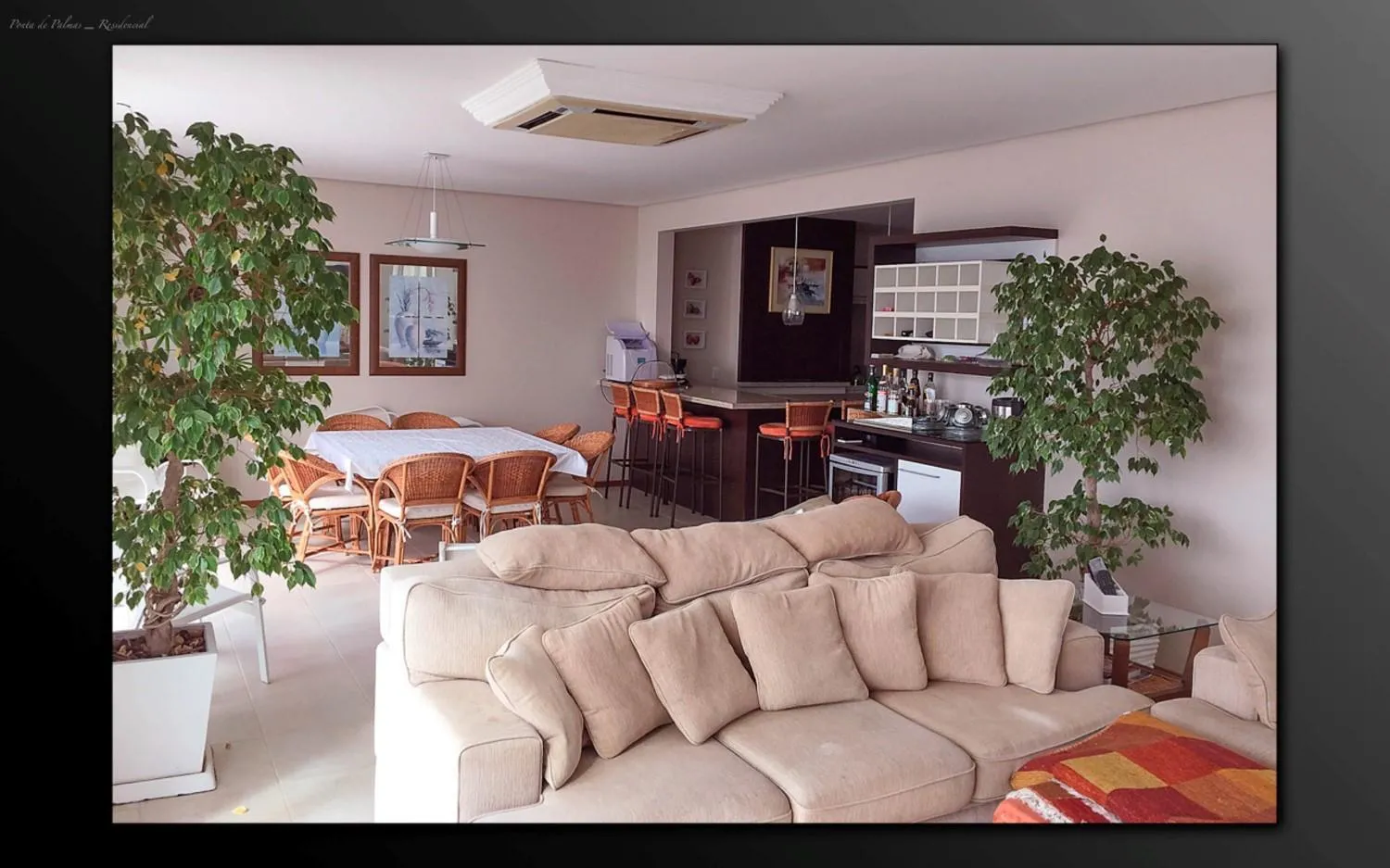 Living room in Cobertura Praia de Palmas