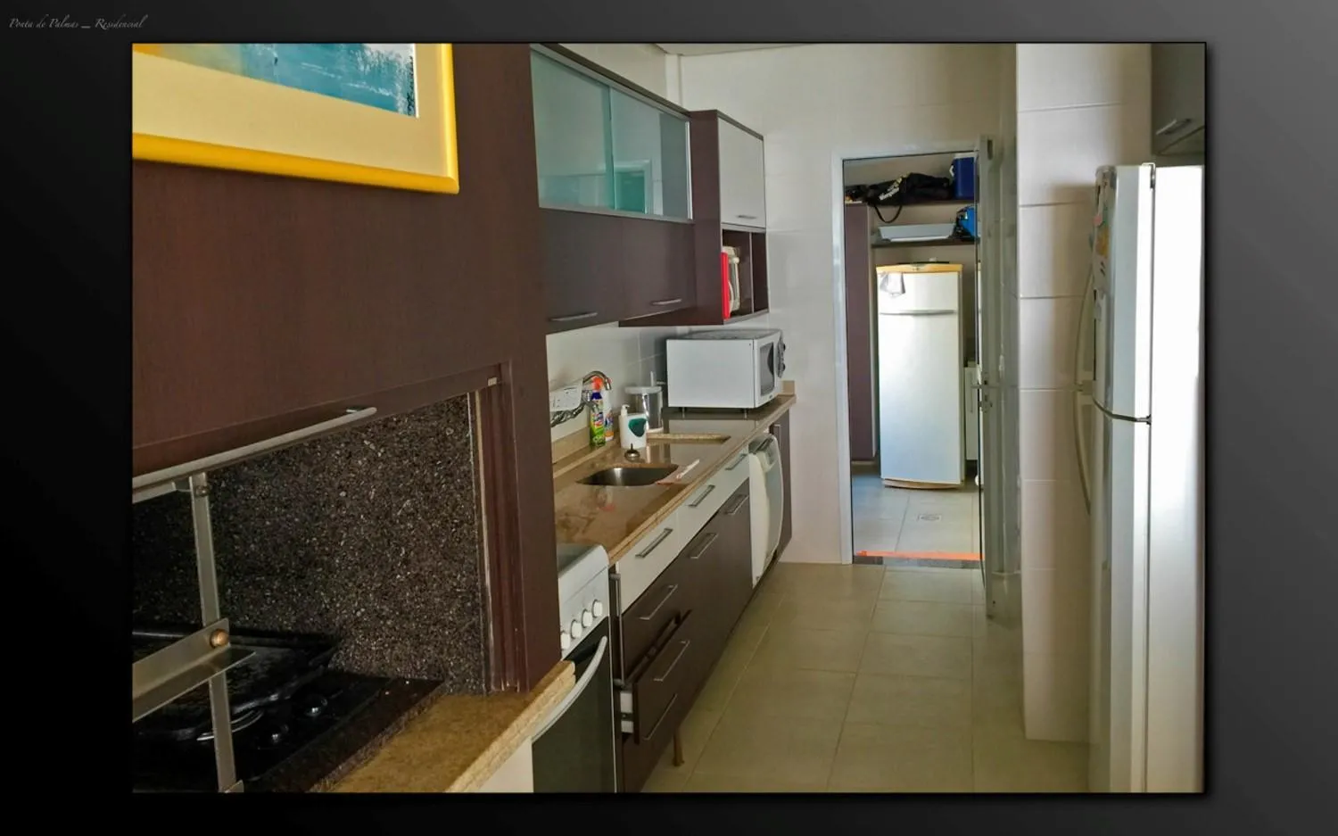 Kitchen or kitchenette in Cobertura Praia de Palmas