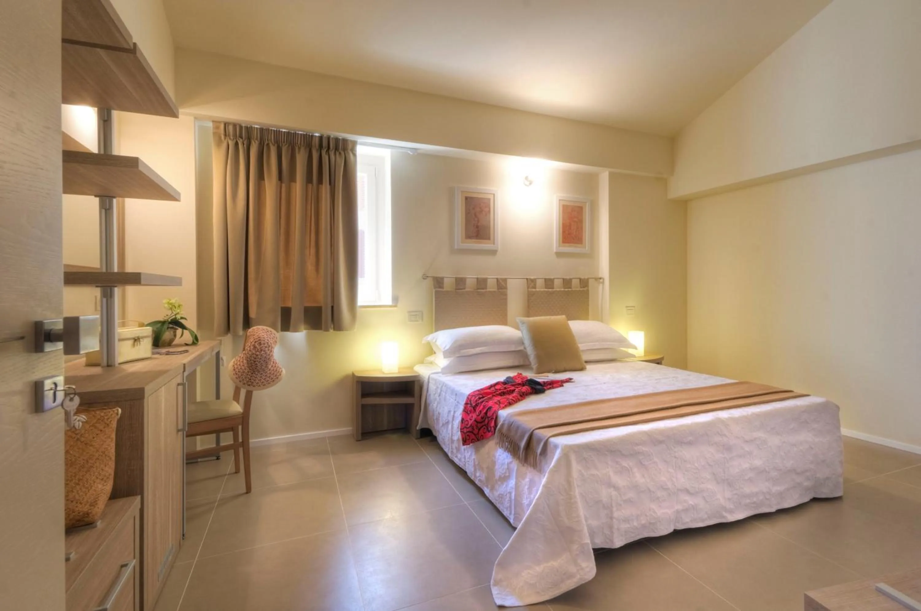 Photo of the whole room, Bed in Palazzo Ruschioni Boutique Hotel