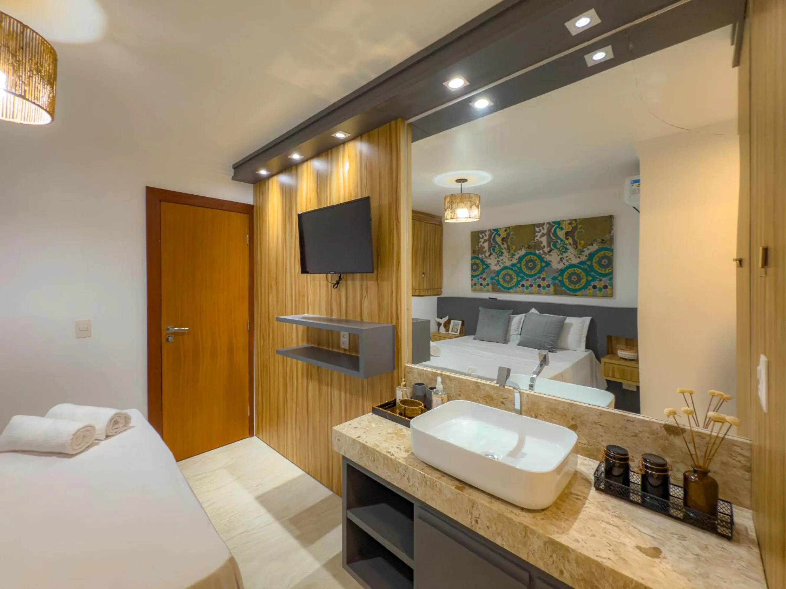 Mont Ararat Alto da Pitinga - Rede Tonziro