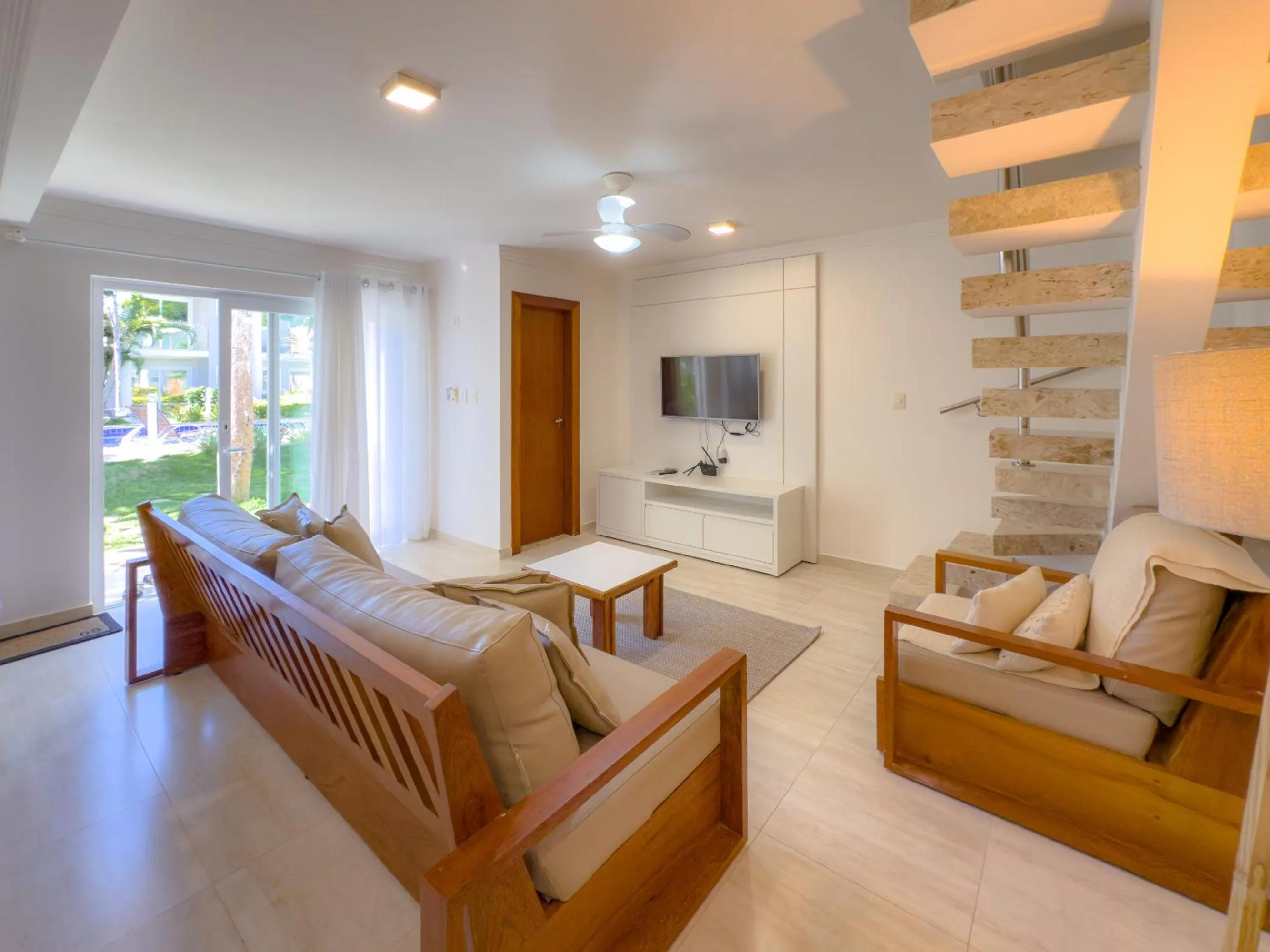 Mont Ararat Alto da Pitinga - Rede Tonziro