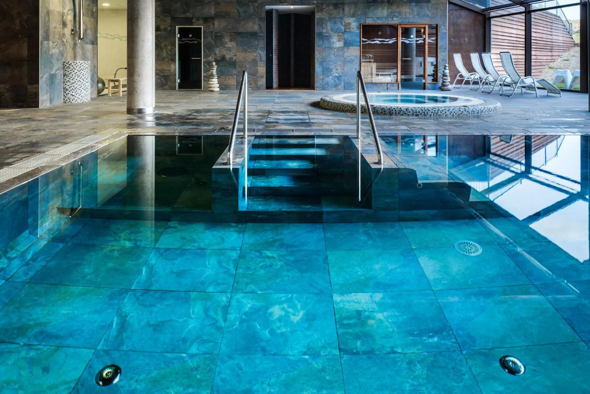 Spa and wellness centre/facilities in Hotel Spa Aguas de los Mallos