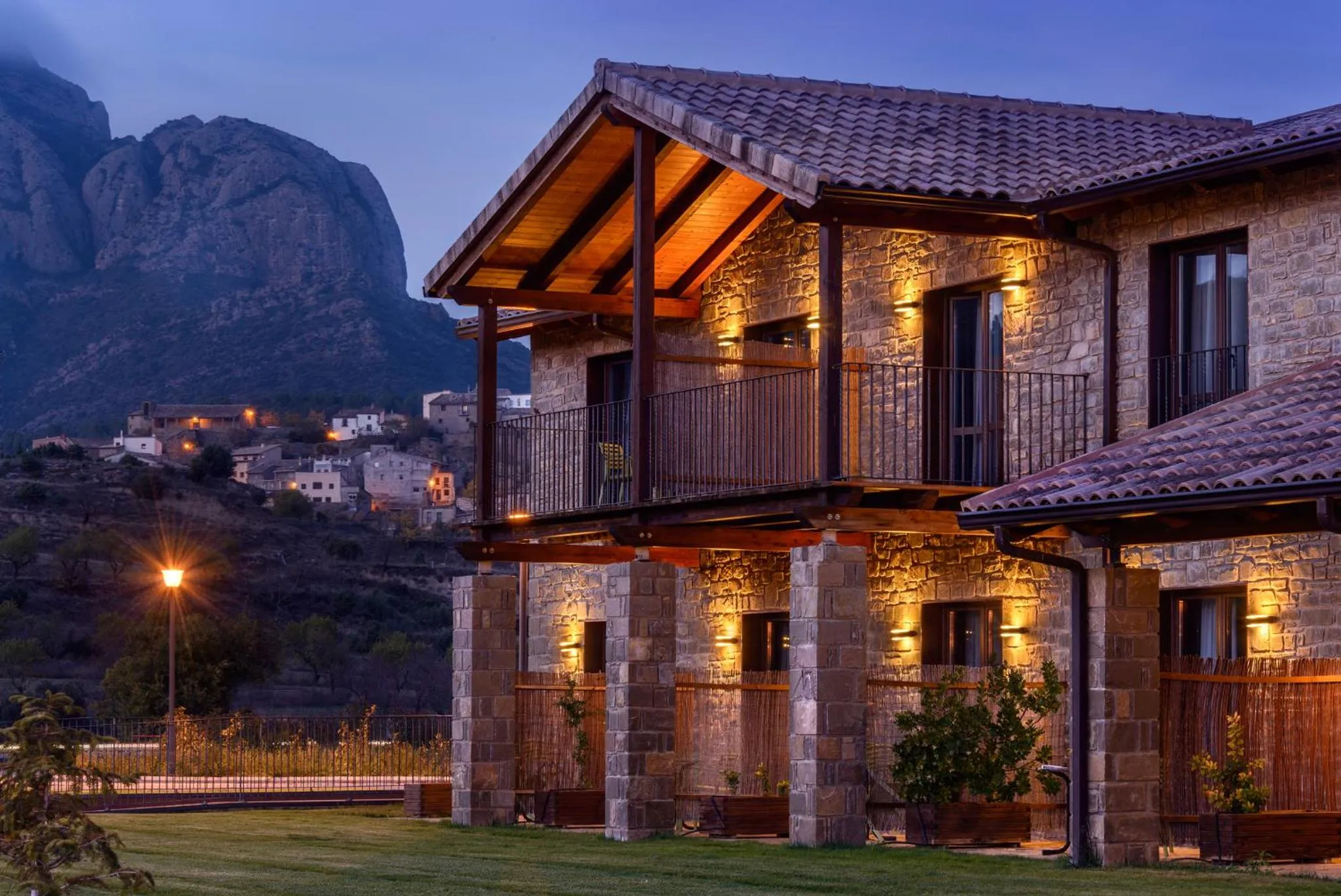 Property building in Hotel Spa Aguas de los Mallos