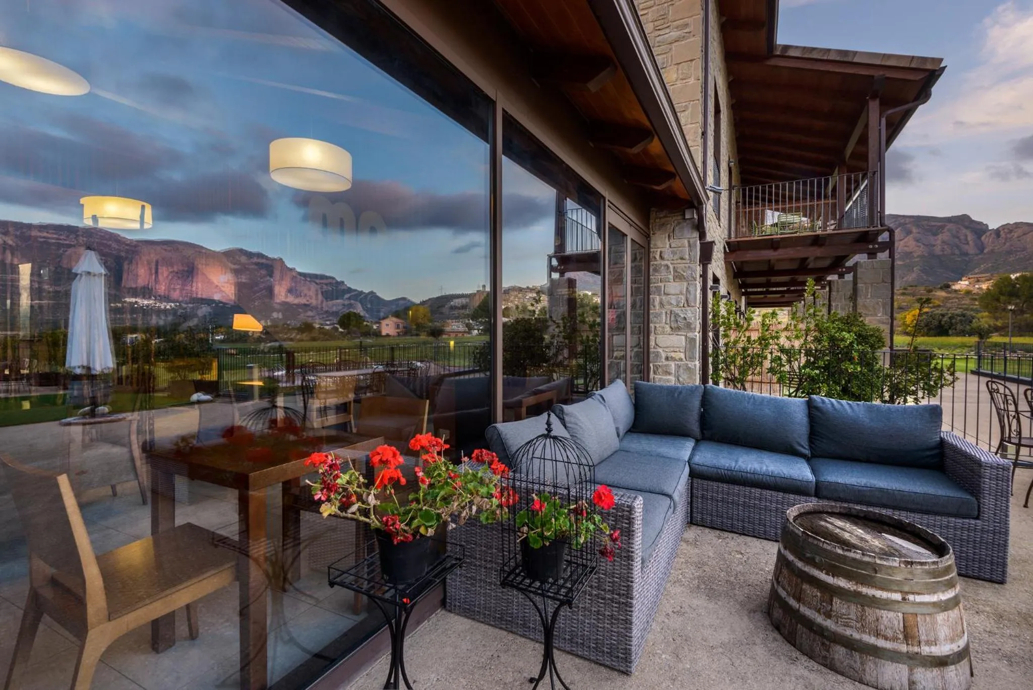 Balcony/Terrace in Hotel Spa Aguas de los Mallos