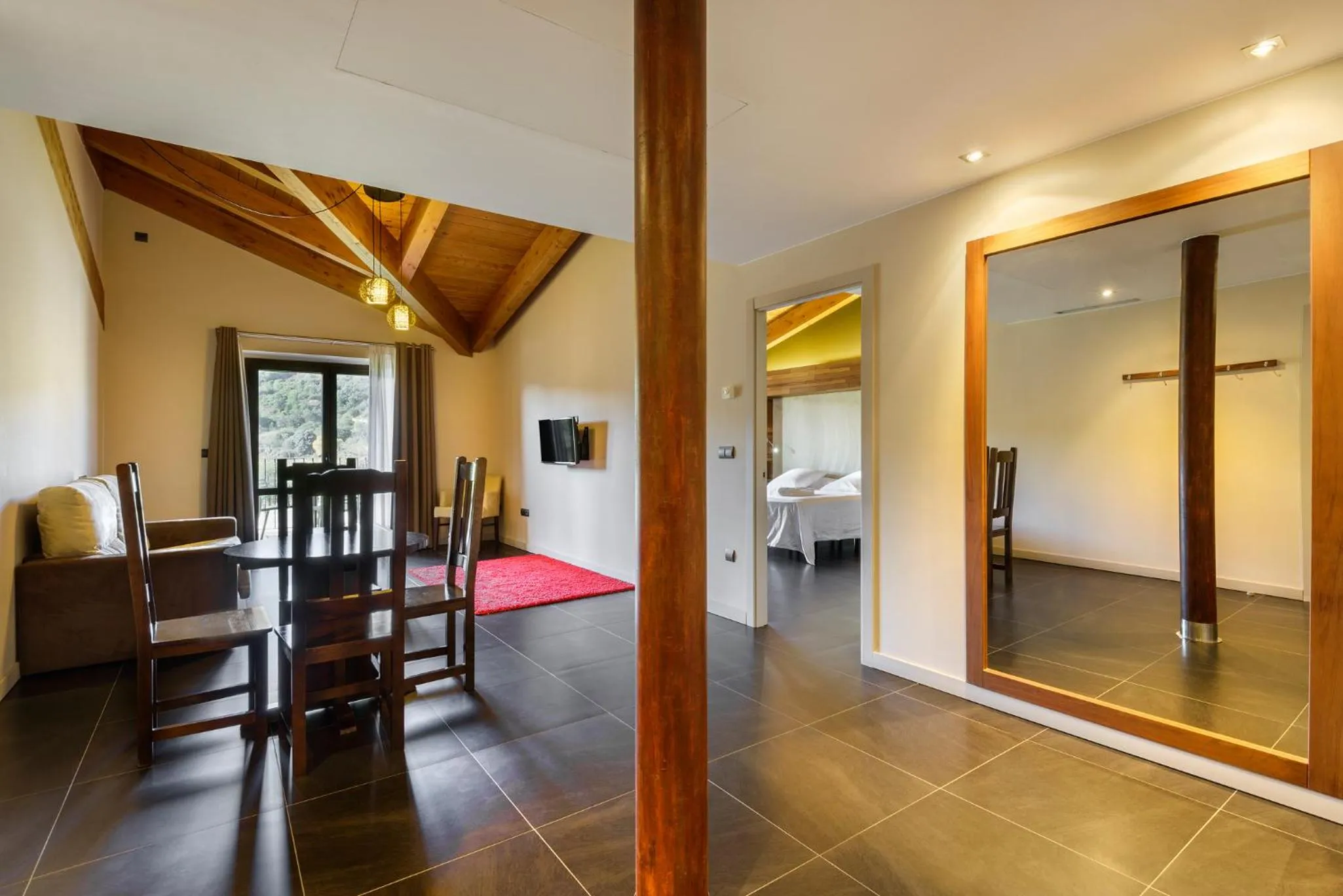 Photo of the whole room in Hotel Spa Aguas de los Mallos