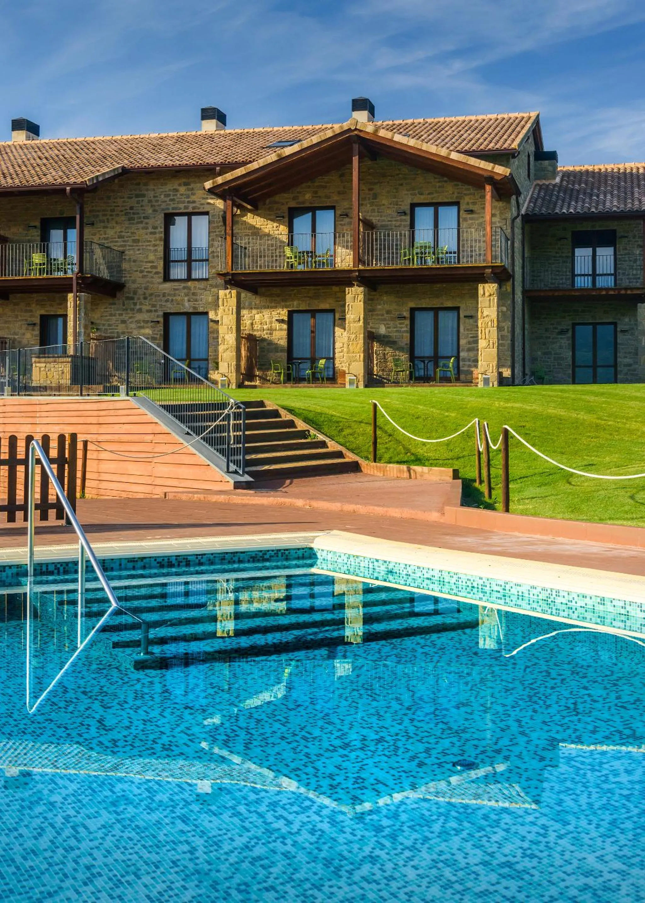 Property building in Hotel Spa Aguas de los Mallos