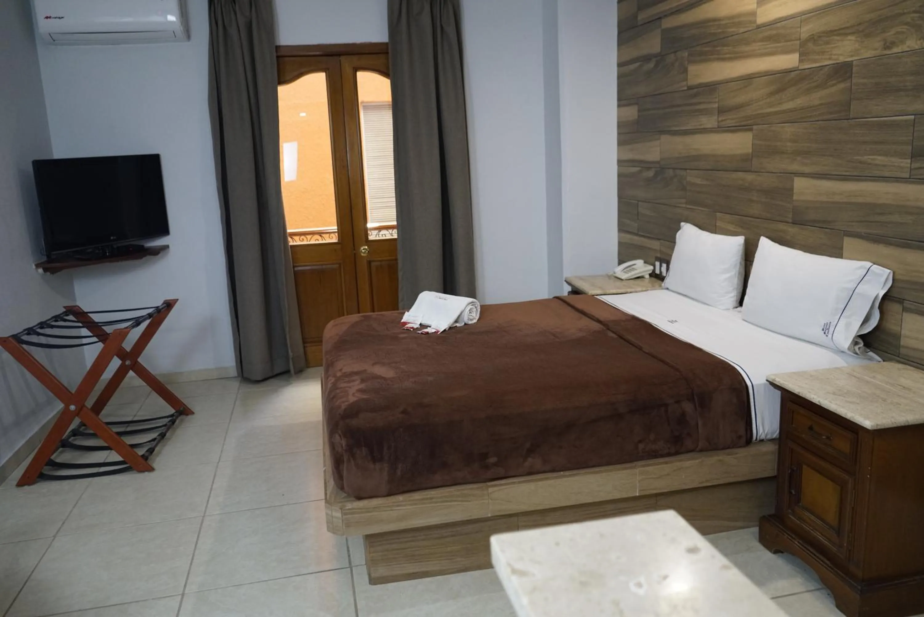 Bed in Hotel Santiago De Compostela - Guadalajara Centro Historico