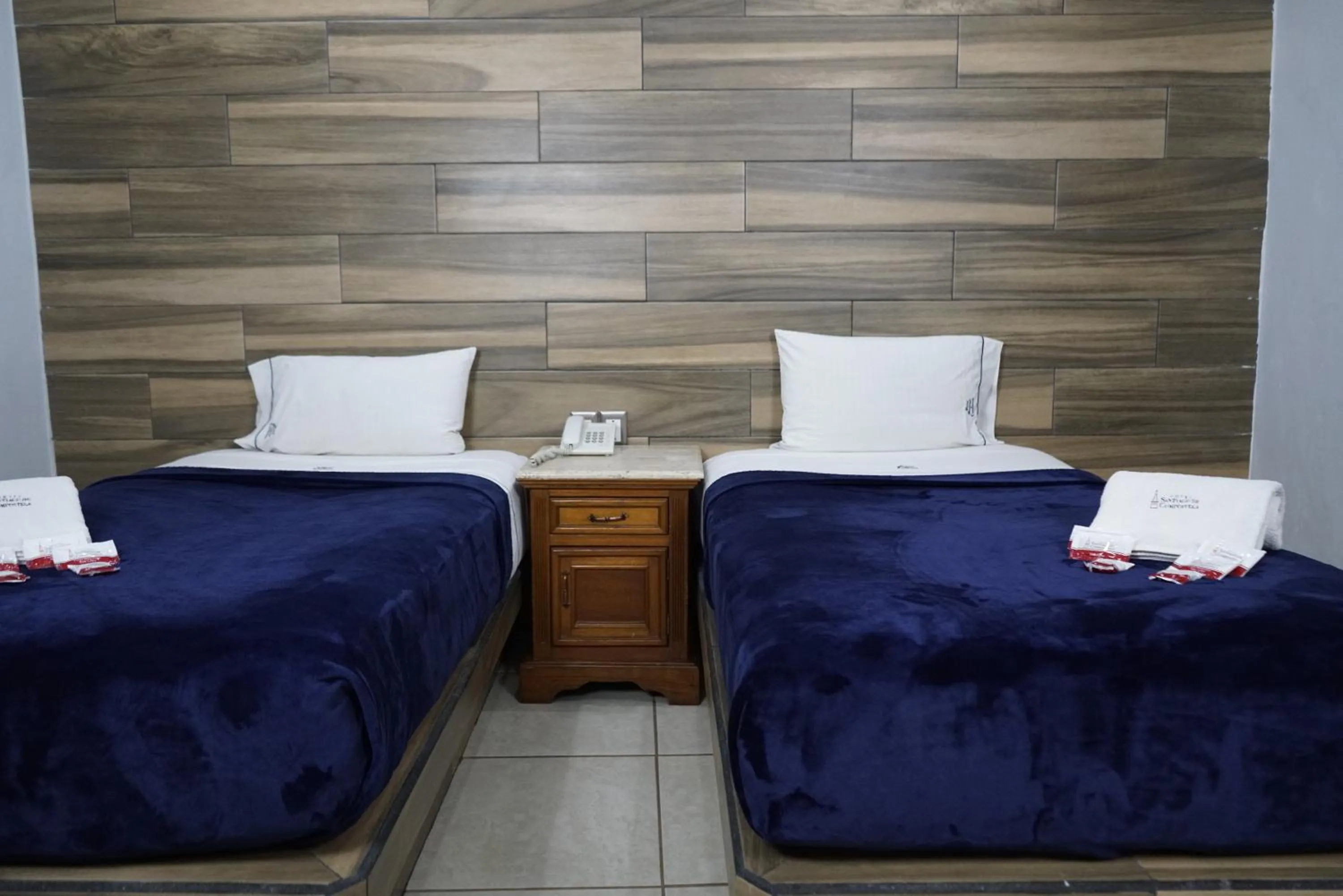 Bedroom, Bed in Hotel Santiago De Compostela - Guadalajara Centro Historico