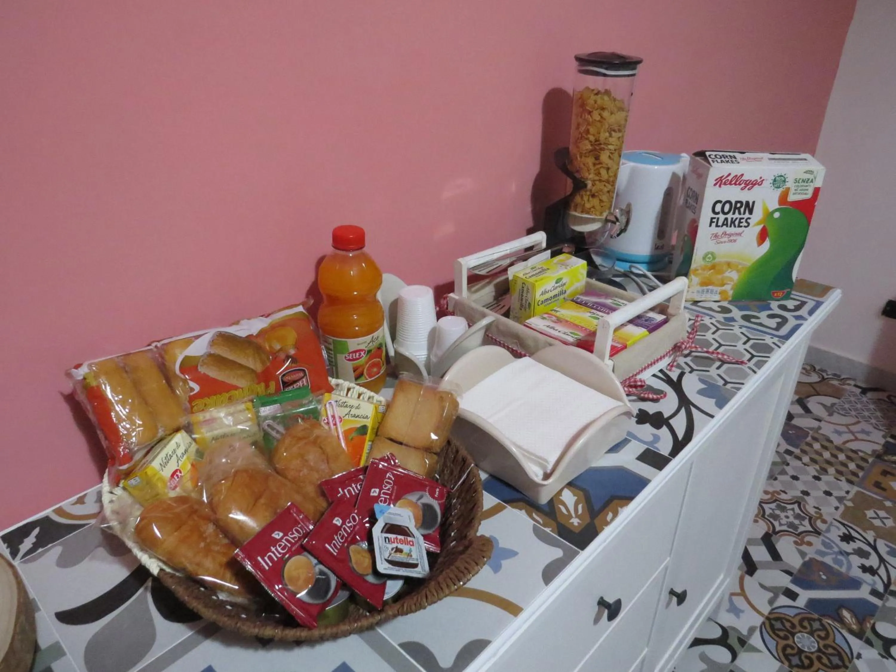 Food and drinks in Napolide