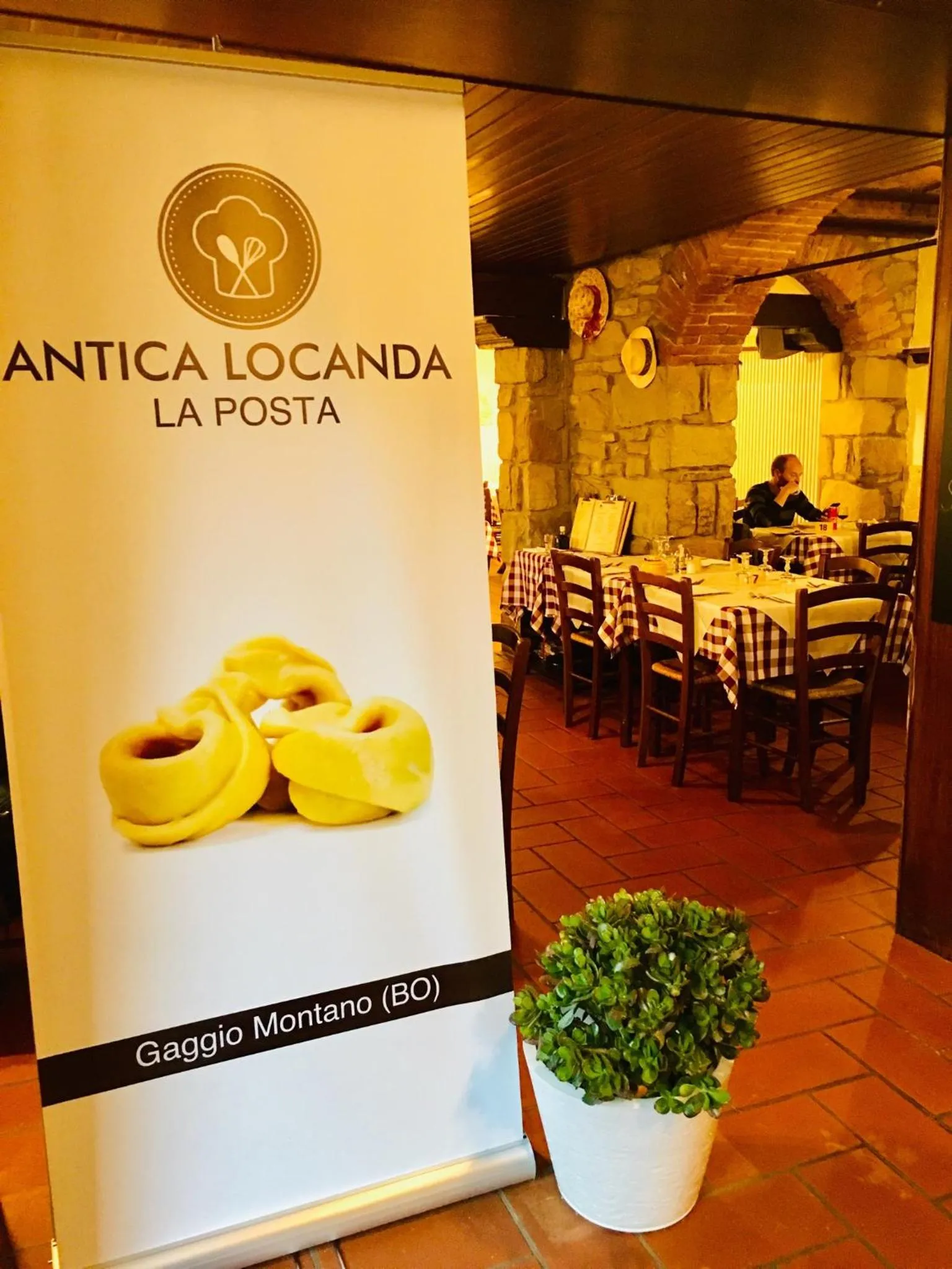 Food and drinks in Antica Locanda La Posta
