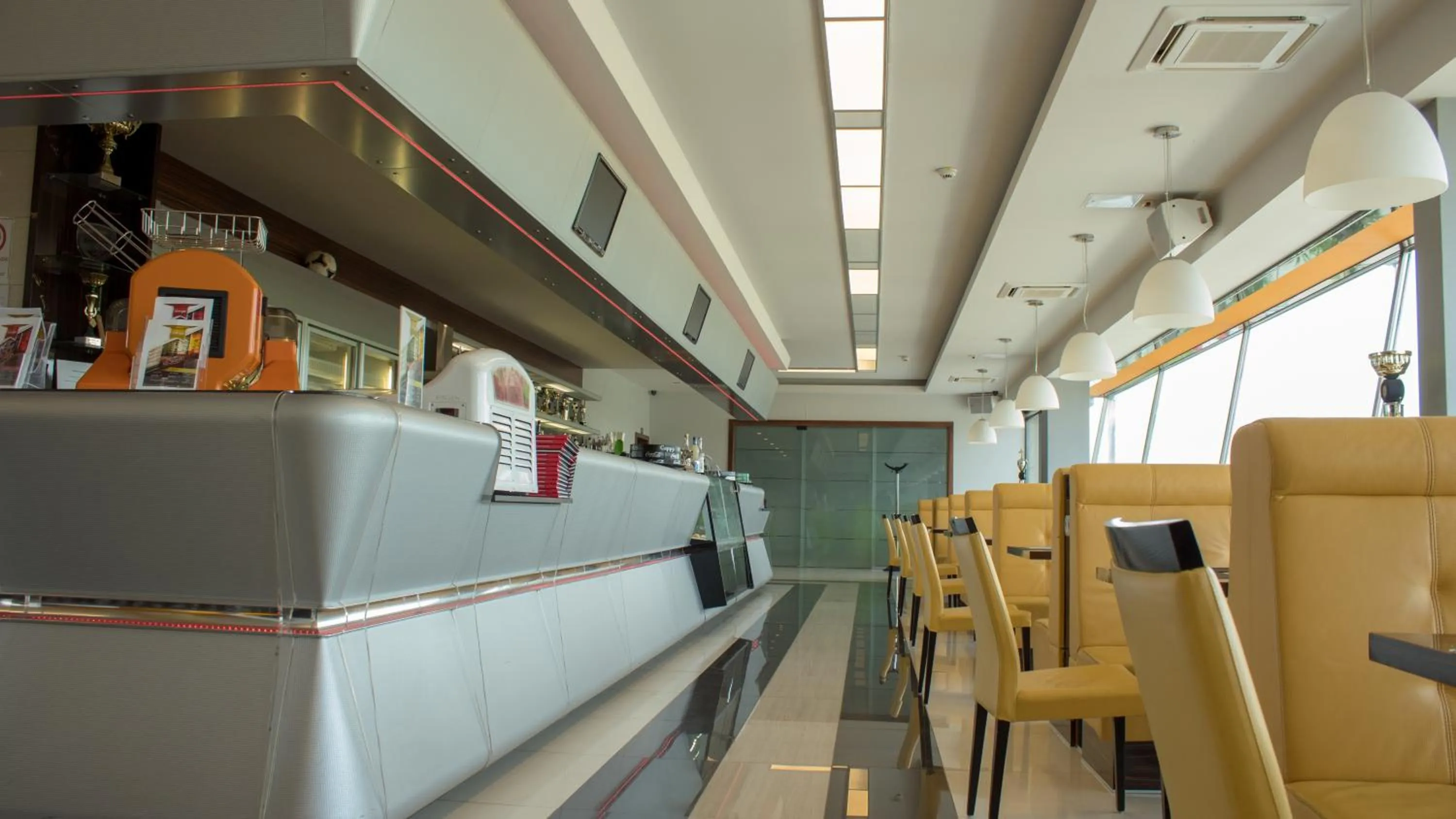 Lounge or bar in Gokart Hotel