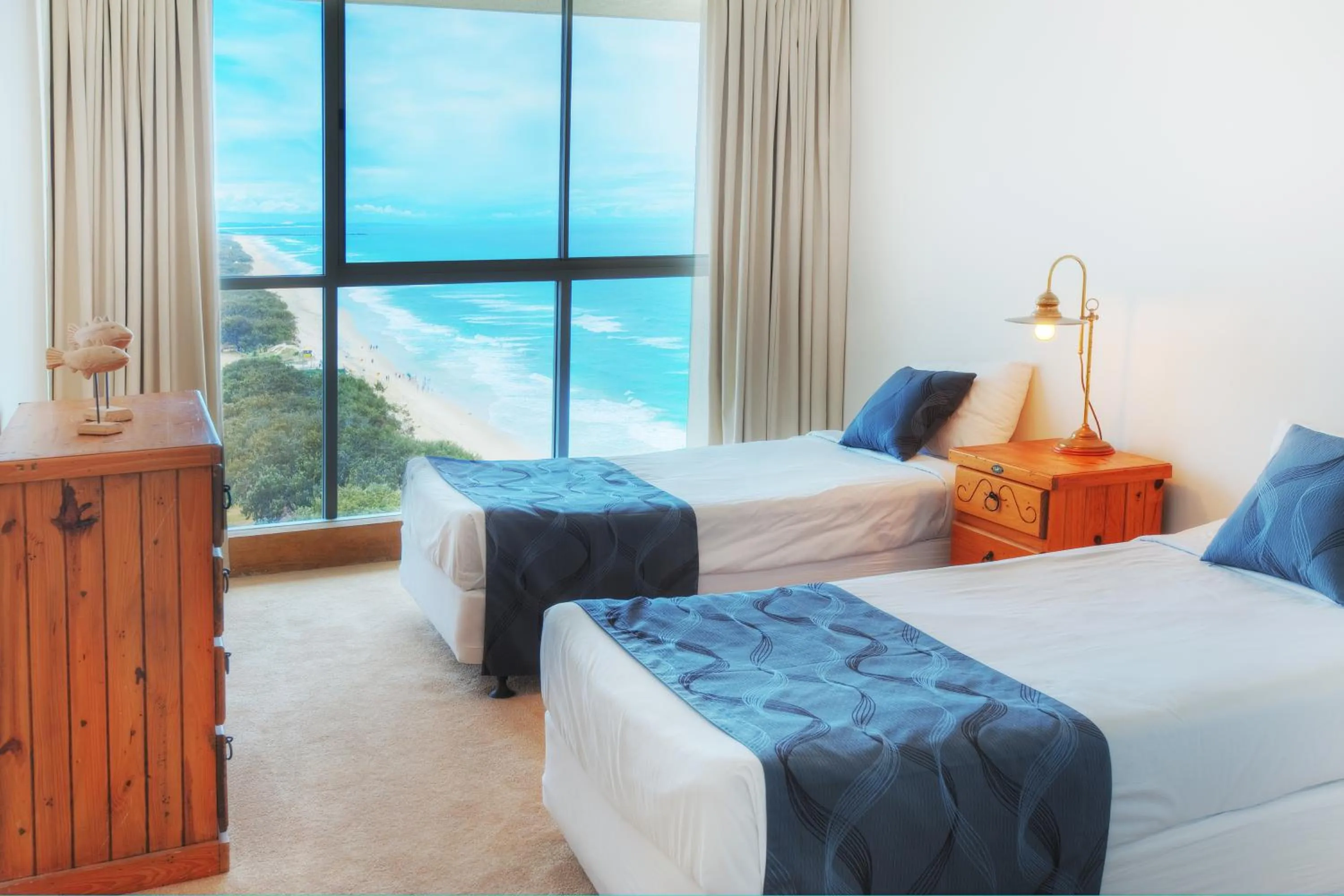 Bedroom, Bed in Golden Sands on the Beach - Absolute Beachfront Apartments