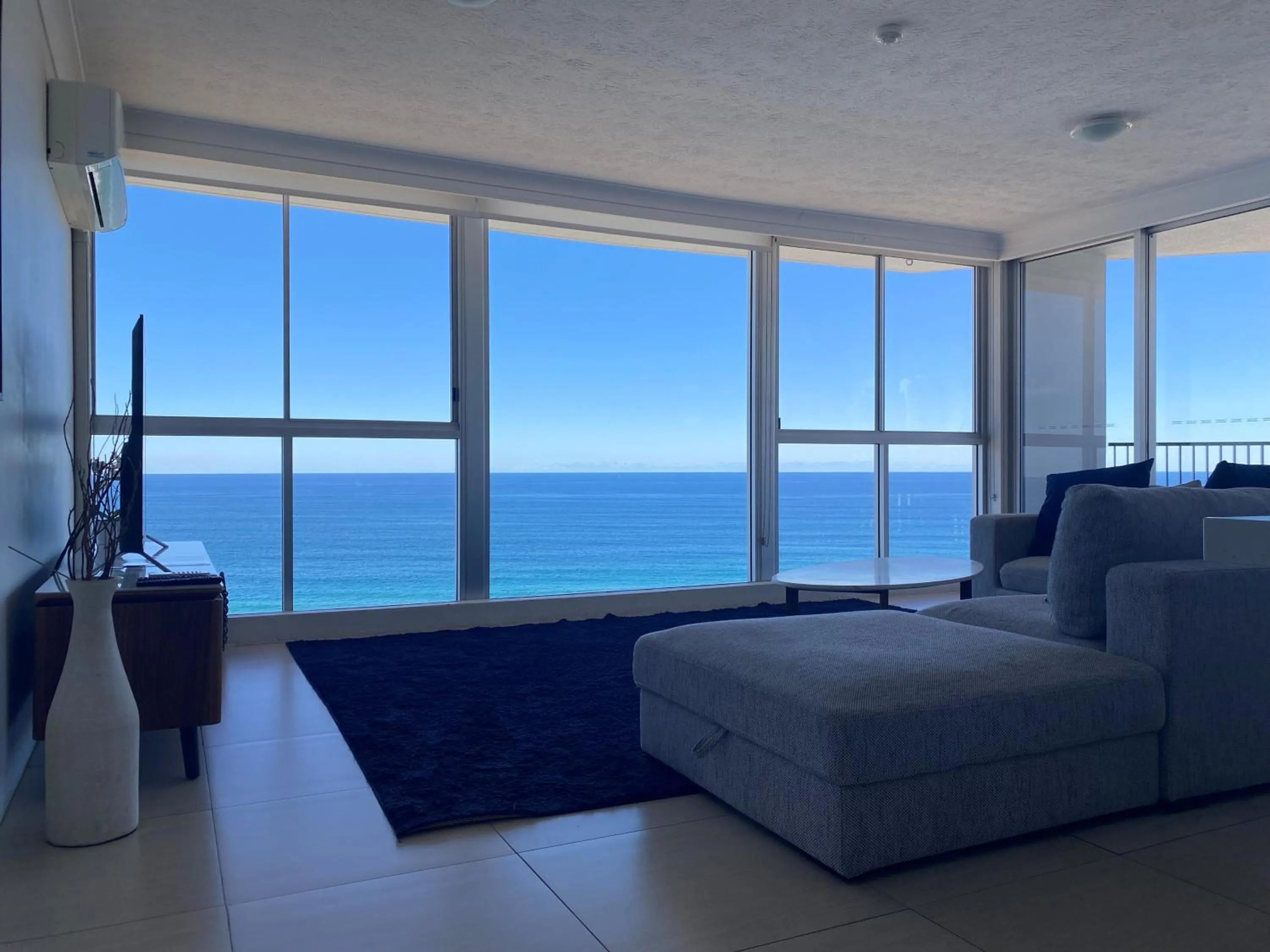 Living room in Golden Sands on the Beach - Absolute Beachfront Apartments
