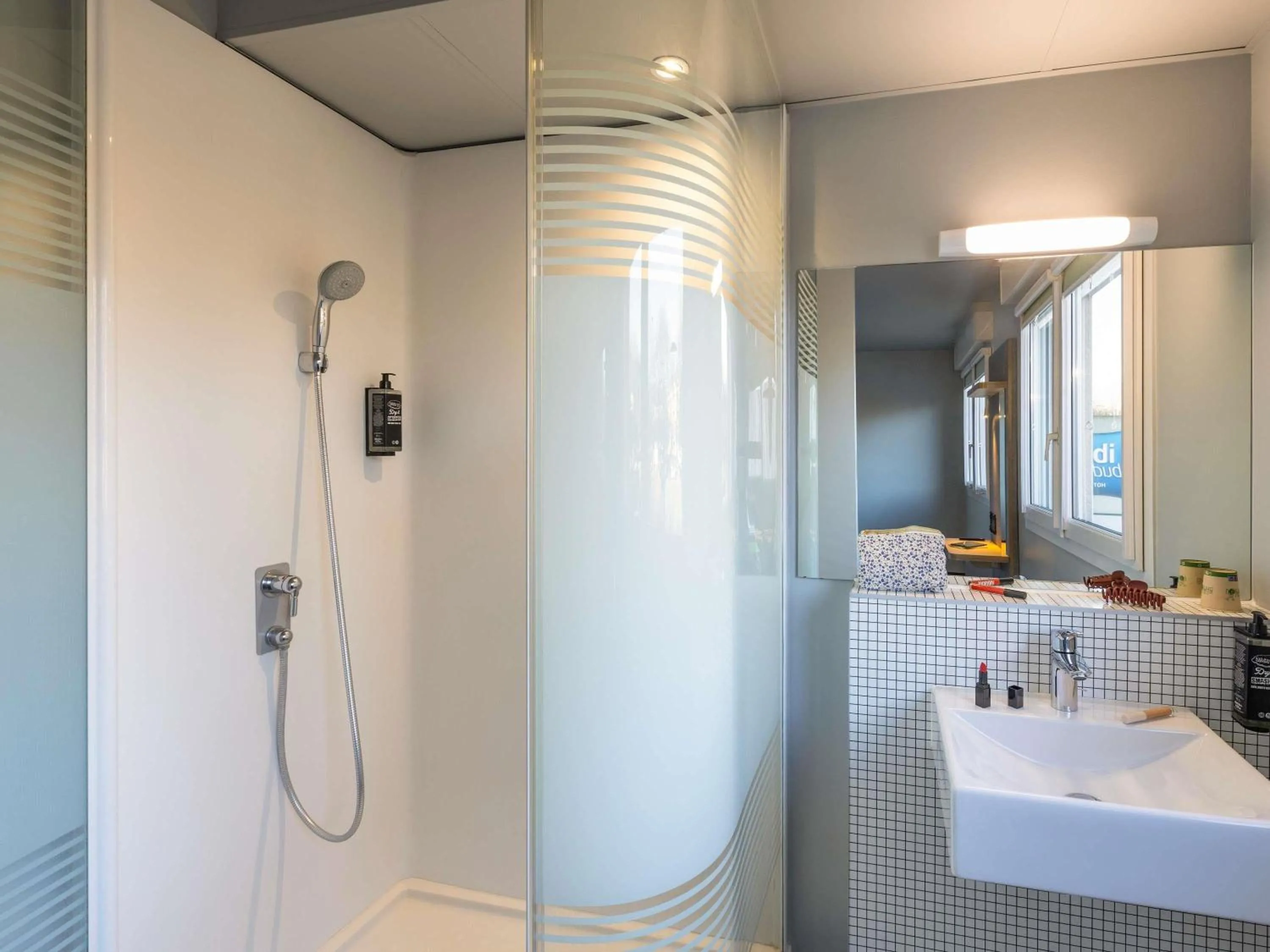 Bedroom in ibis budget Saint Dié des Vosges