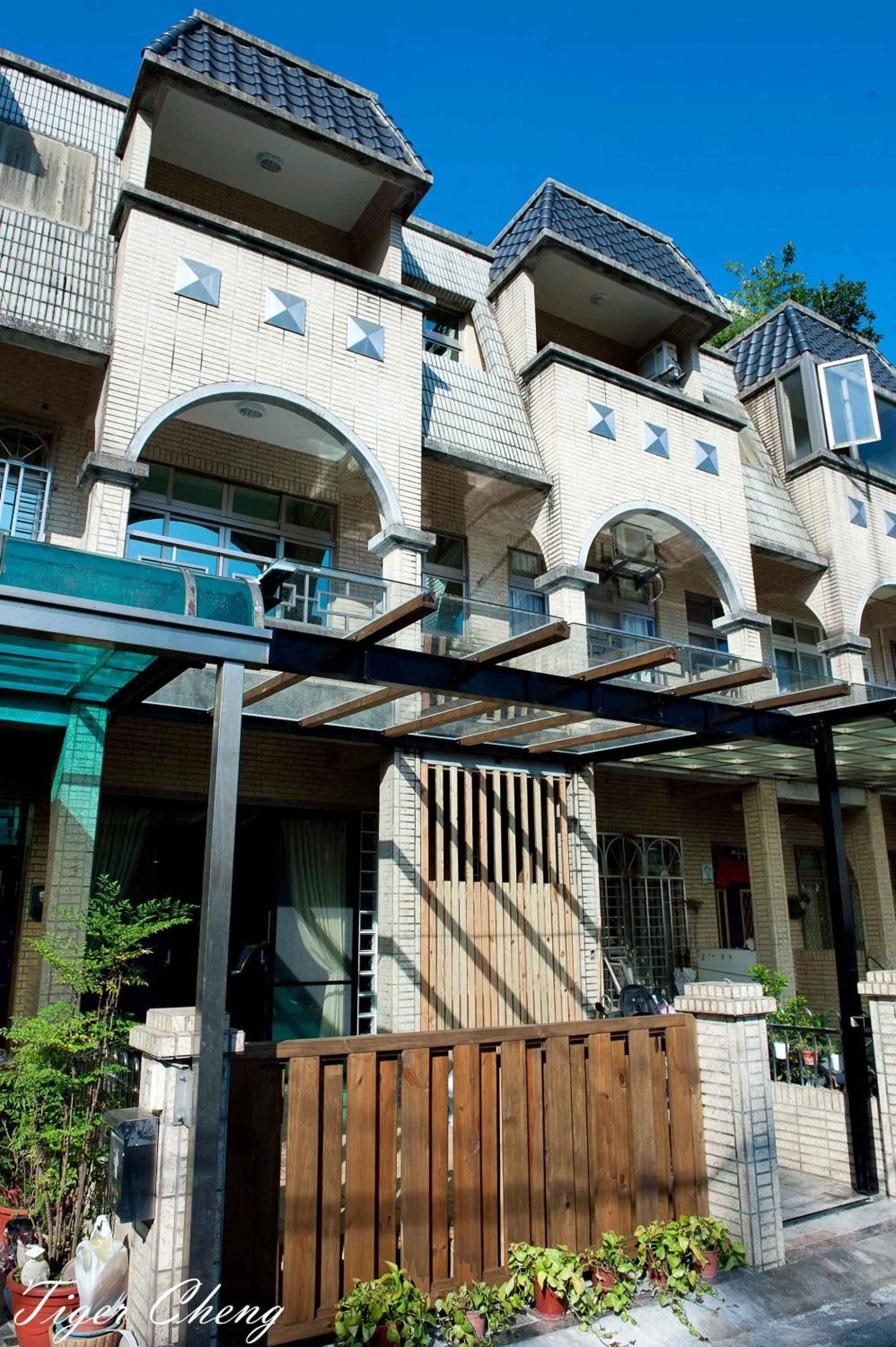 Property building in Shire Homestay