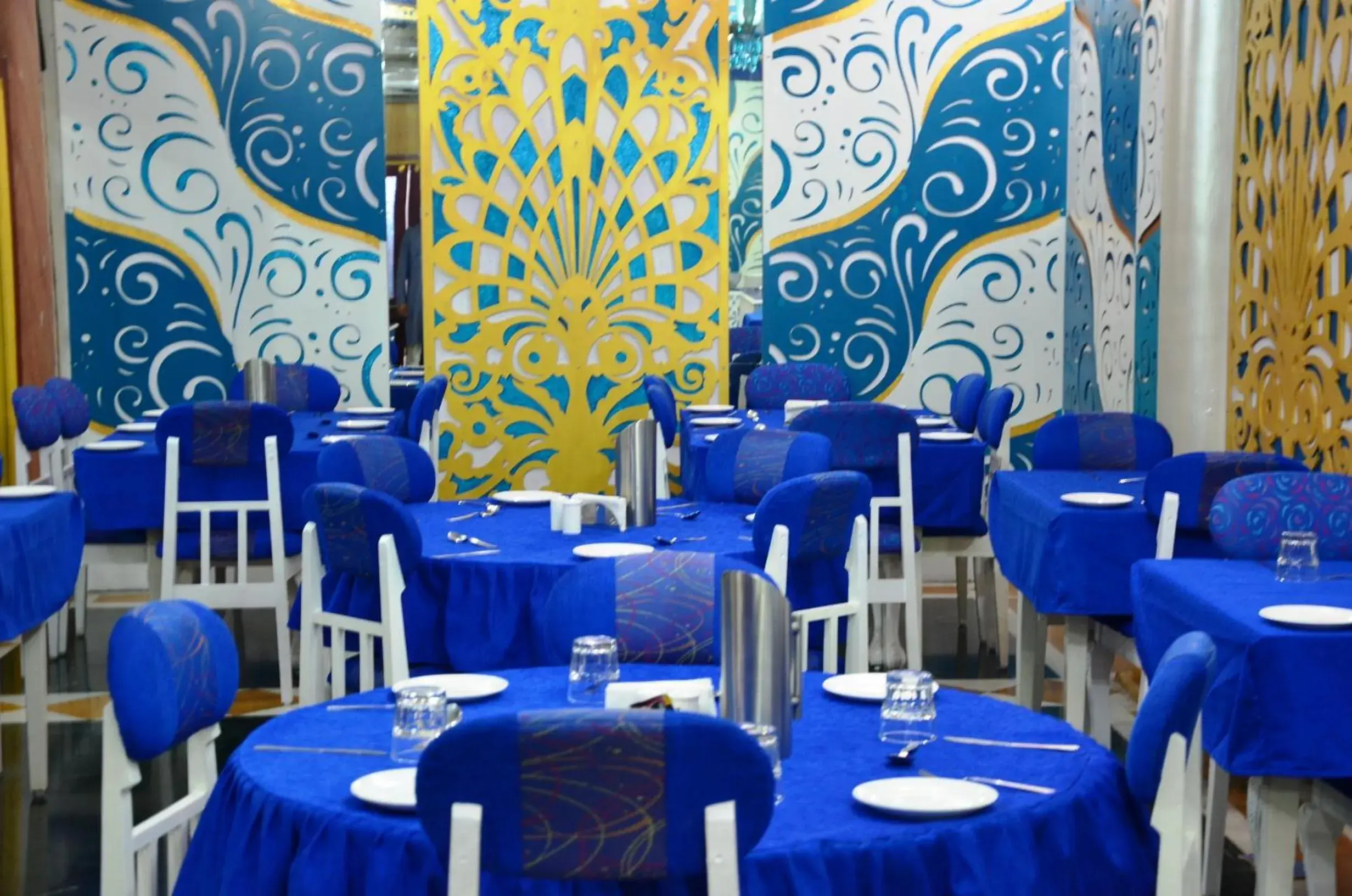 Food and drinks in Hotel Vimal Heritage Food and drinks in Hotel Vimal Heritage