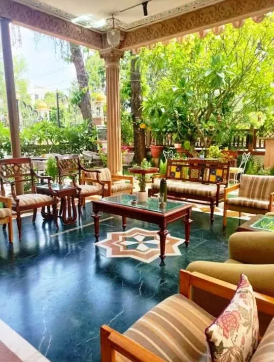 Restaurant/places to eat in Hotel Vimal Heritage