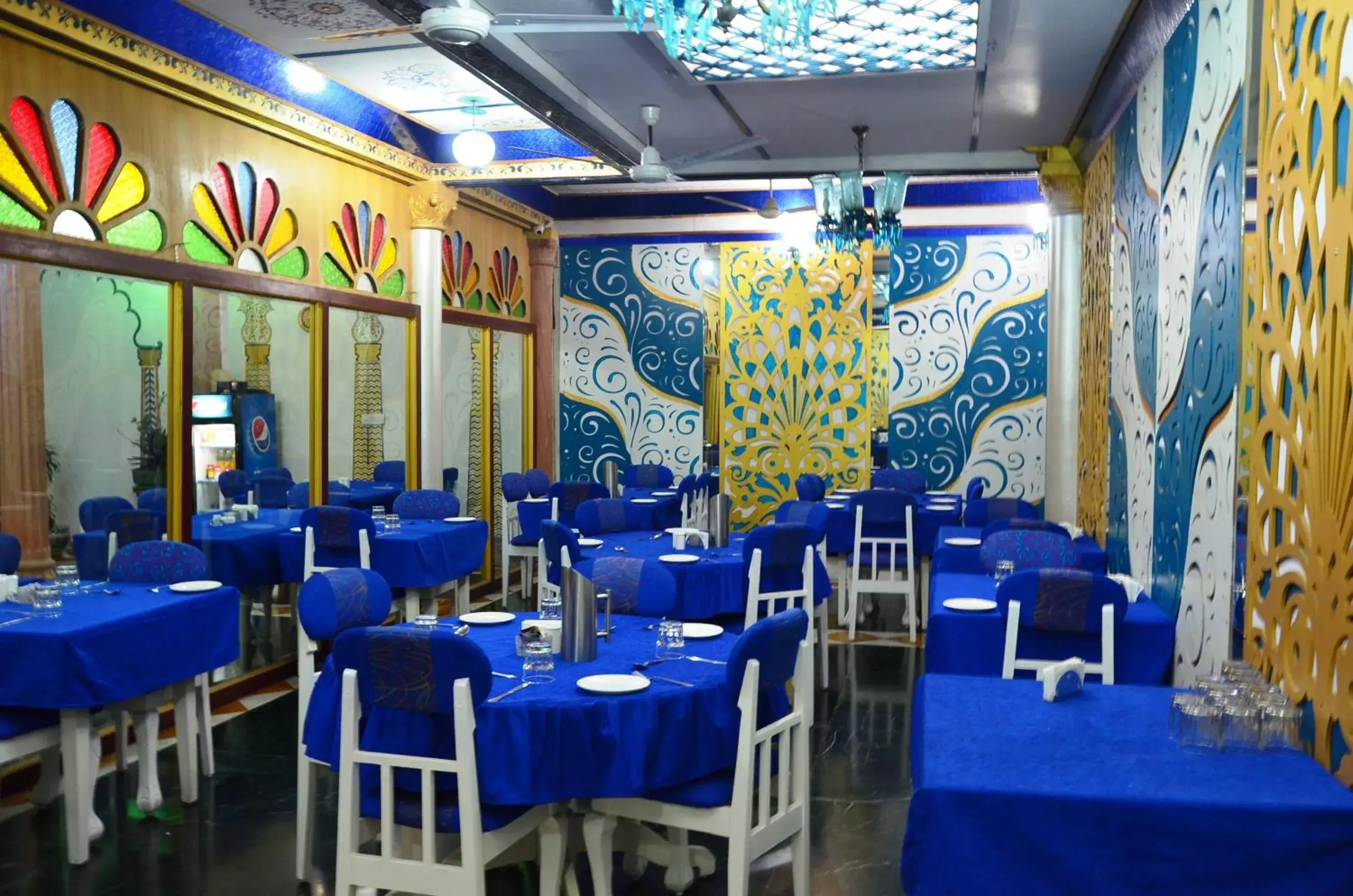 Restaurant/places to eat in Hotel Vimal Heritage Restaurant/places to eat in Hotel Vimal Heritage