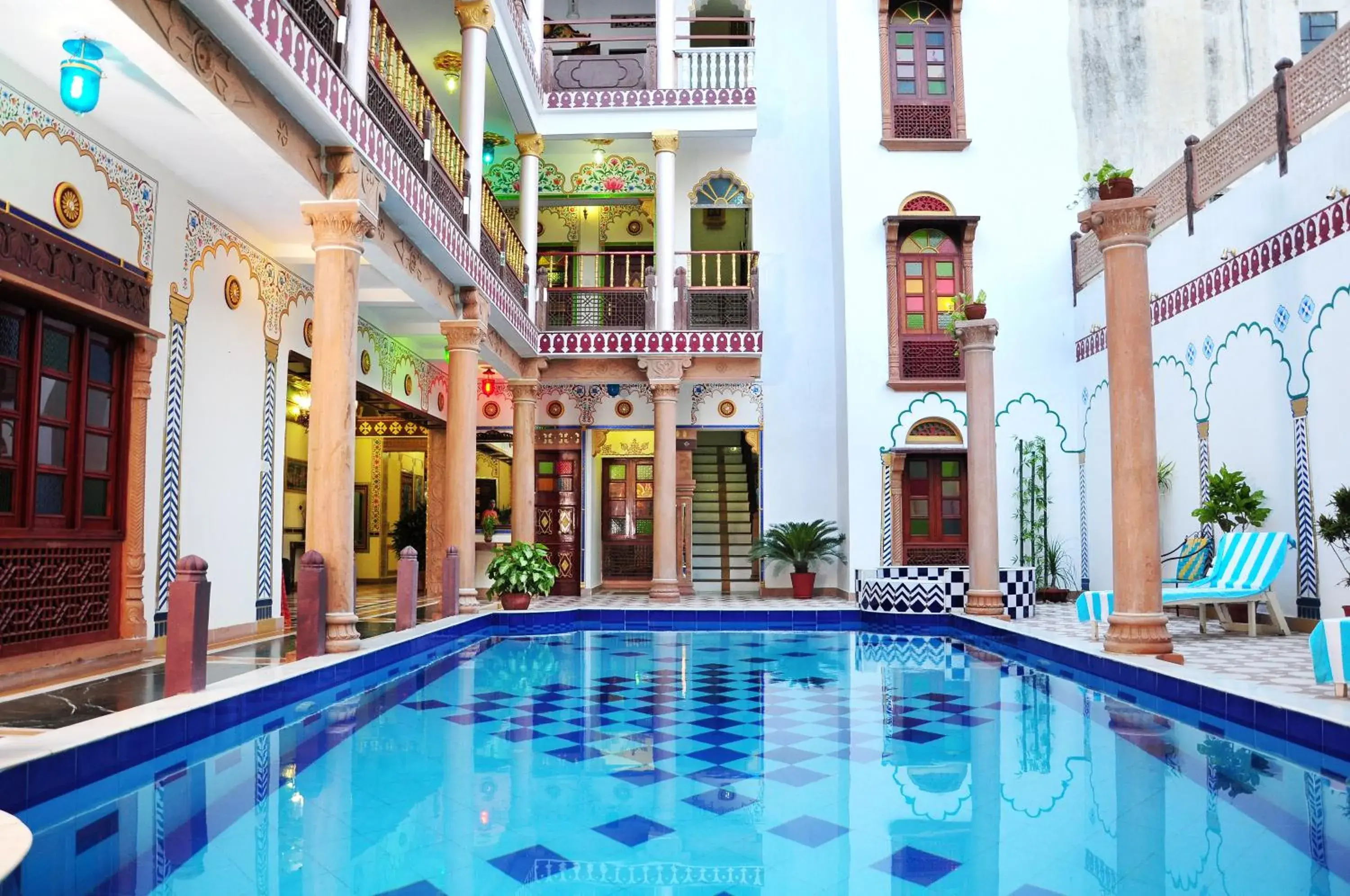 Swimming pool in Hotel Vimal Heritage Swimming pool in Hotel Vimal Heritage
