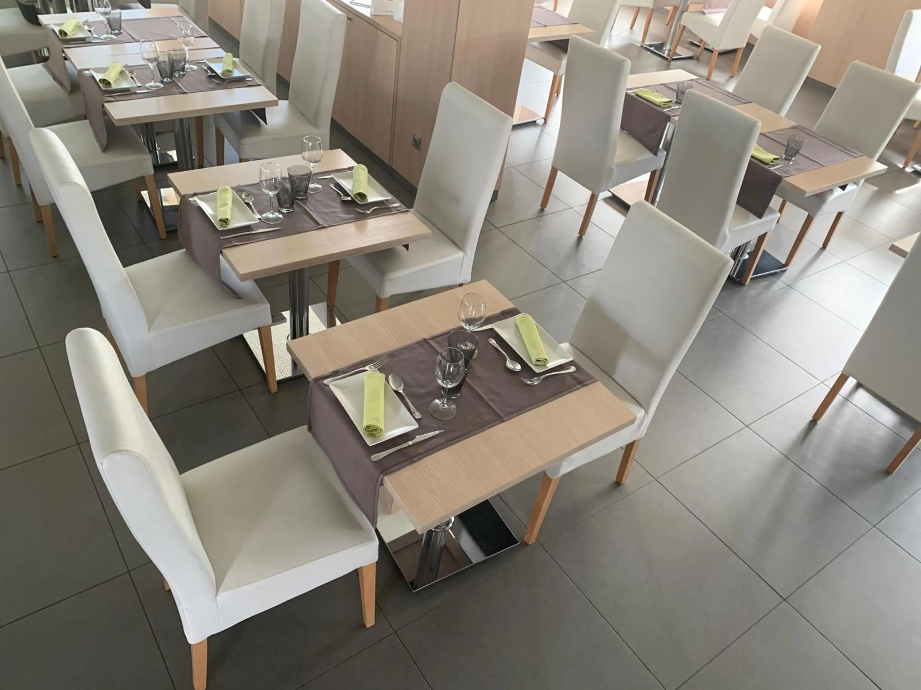 Restaurant/places to eat in Hotel Sercotel Plana Parc